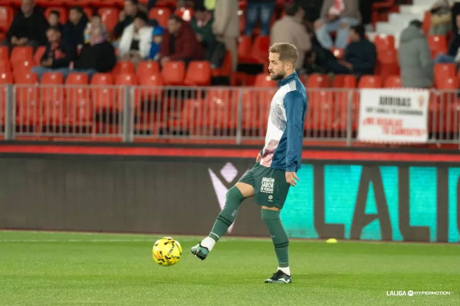 Jorge Pulido, un cisma en torno al capitán de la Sociedad Deportiva Huesca que ha dejado de ser eterno