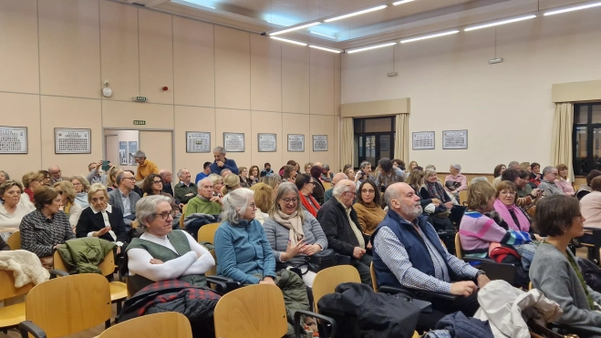 Antonio Lobo y Javier Olivera en el Campus de Huesca. Foto Myriam Martínez Antonio Lobo y Javier Olivera en el Campus de Huesca. Foto Myriam Martínez