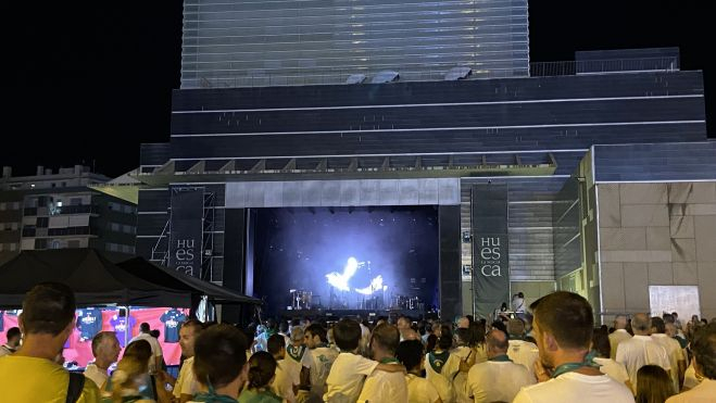 Las palabras de José Antonio Labordeta dieron inicio a la actuación Las palabras de José Antonio Labordeta dieron inicio a la actuación