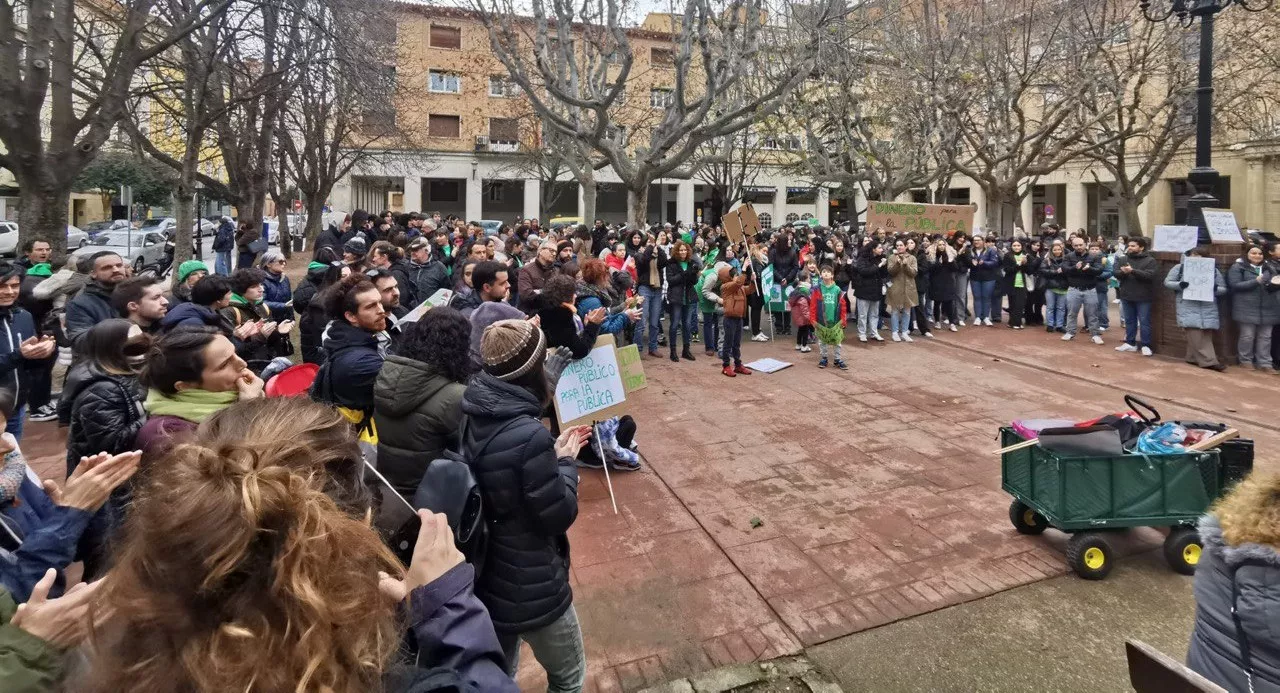 Concentraciones en Huesca en la primera jornada de la huelga de educación.