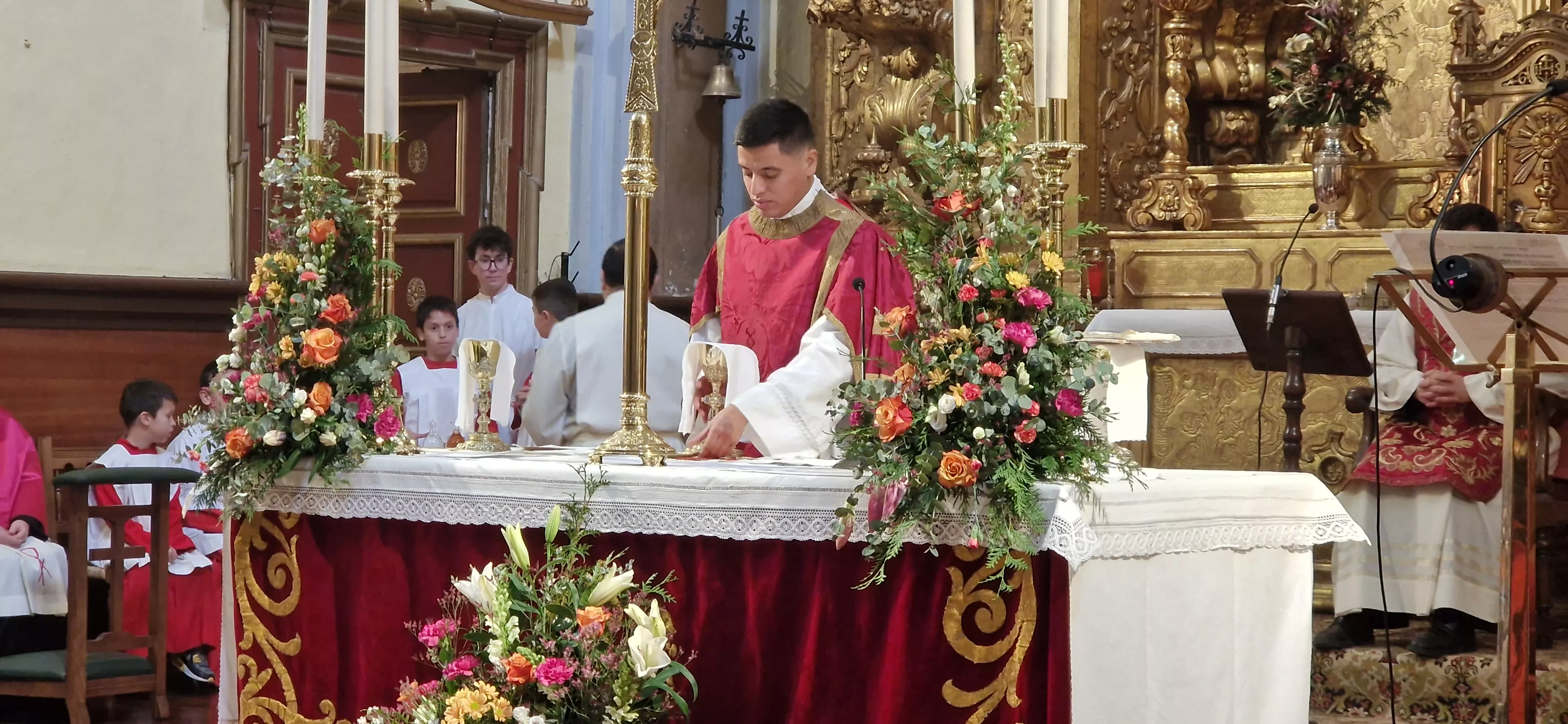 Misa de la festividad de San Vicente en Huesca. Foto Myriam Martínez