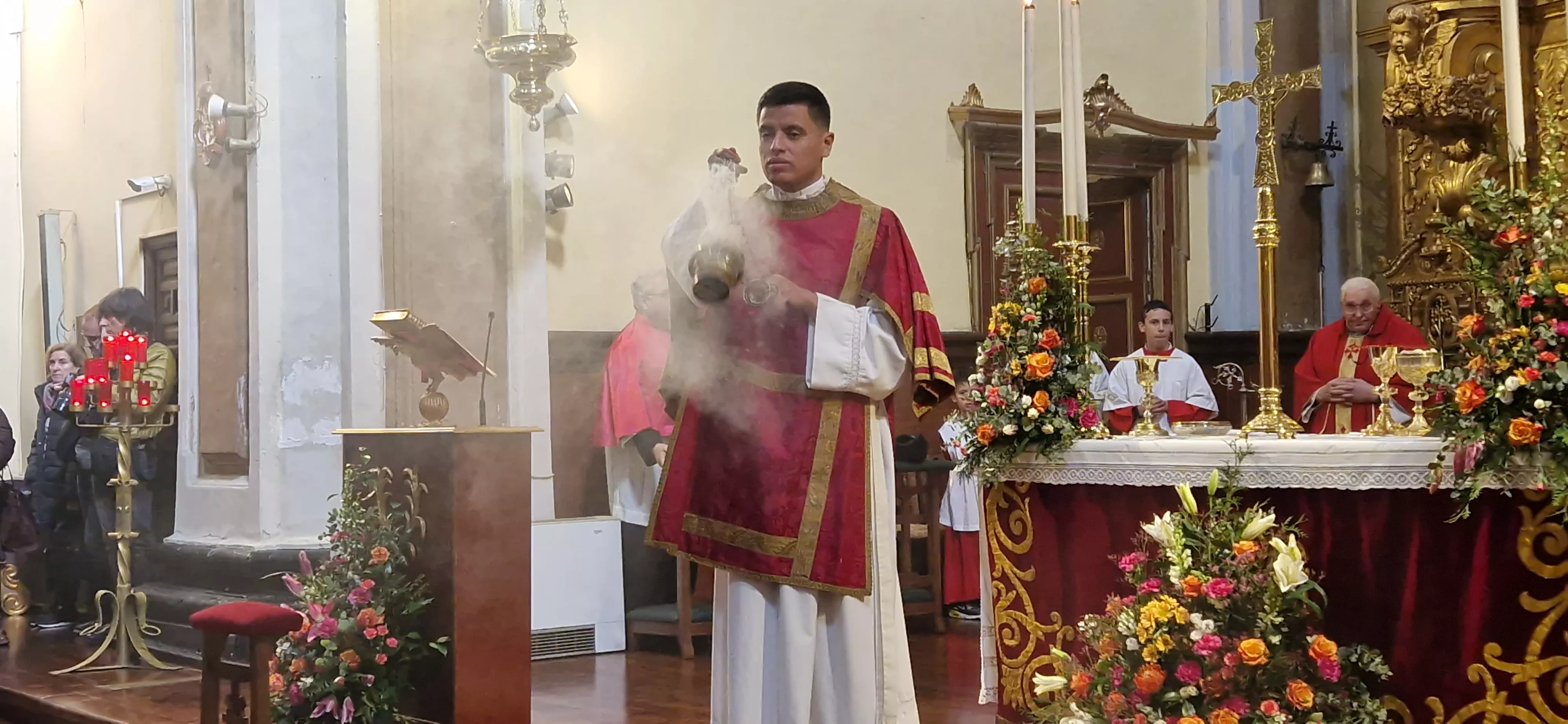 Misa de la festividad de San Vicente en Huesca. Foto Myriam Martínez