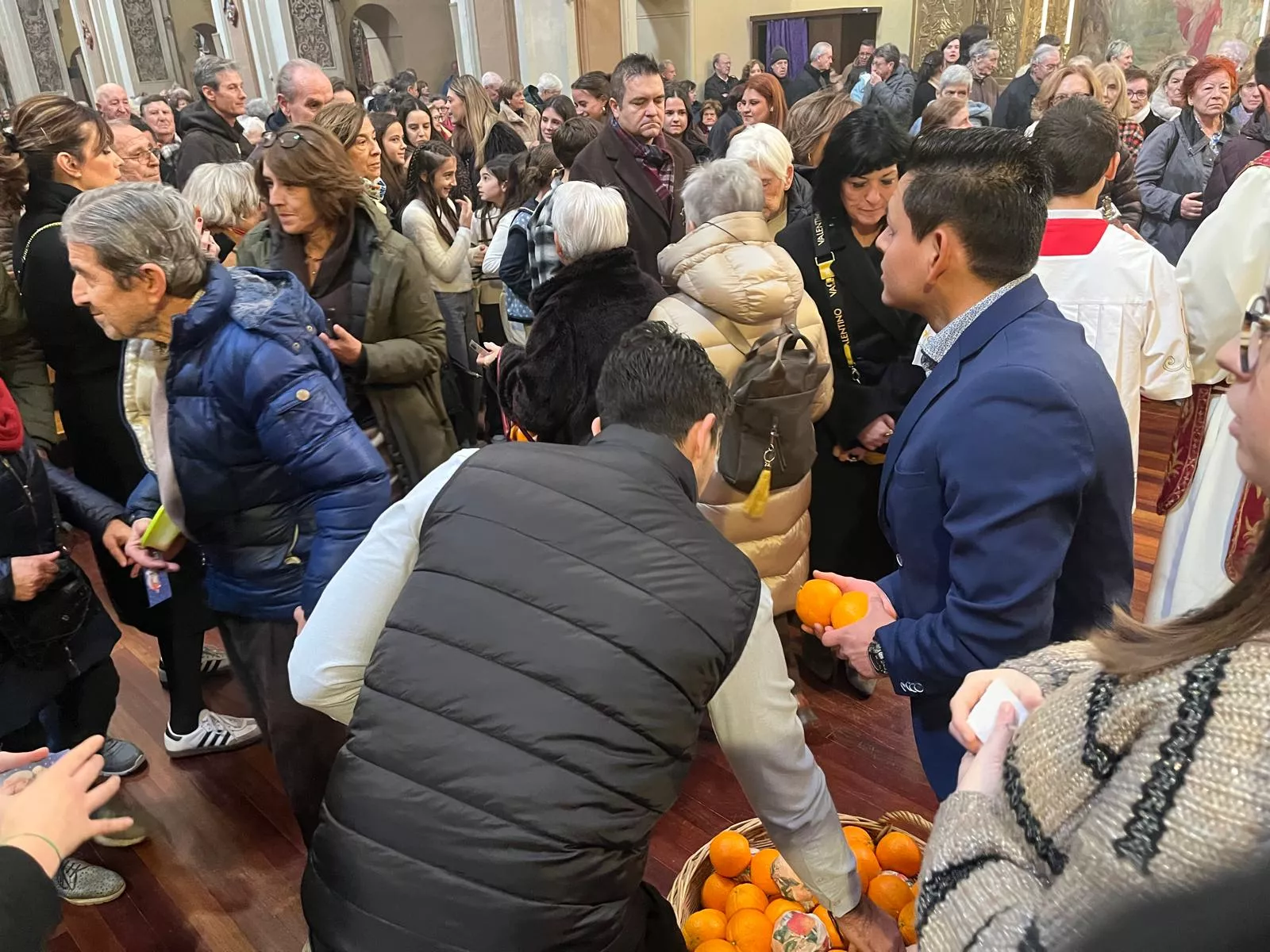 Misa de la festividad de San Vicente en Huesca. Foto Myriam Martínez