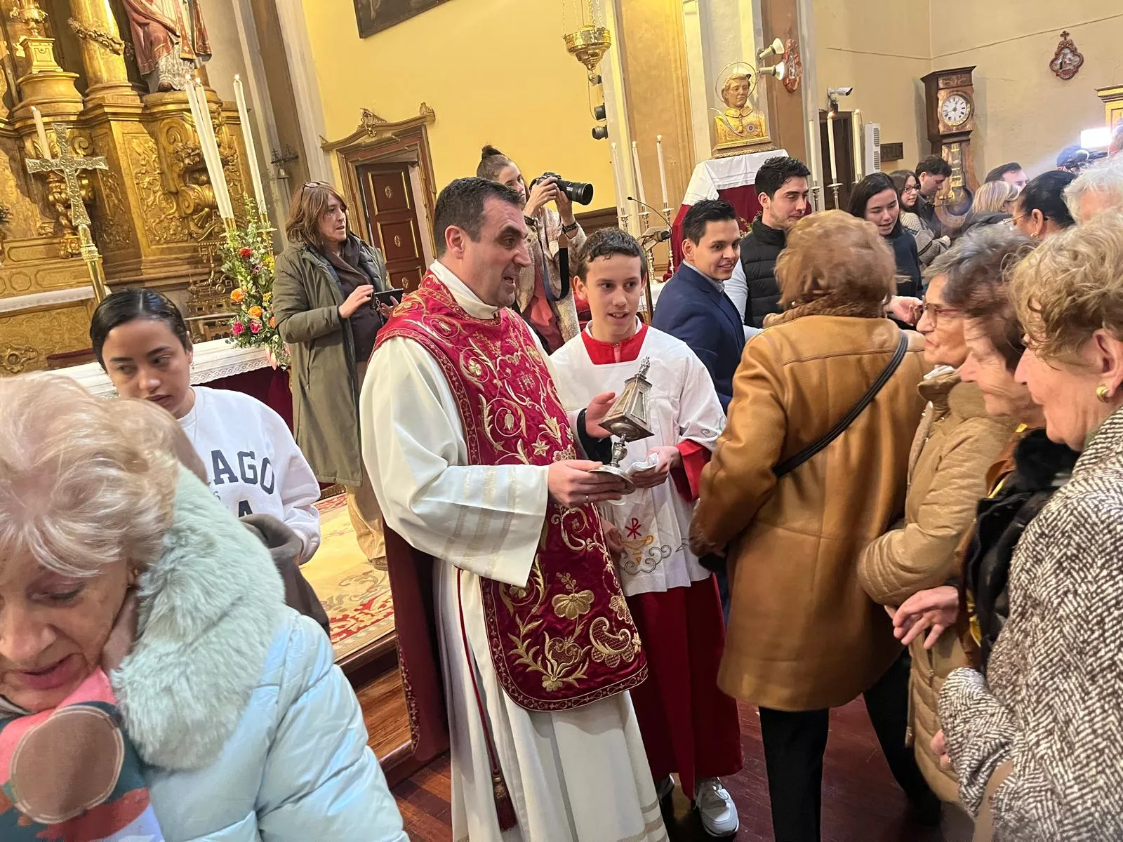 Misa de la festividad de San Vicente en Huesca. Foto Myriam Martínez