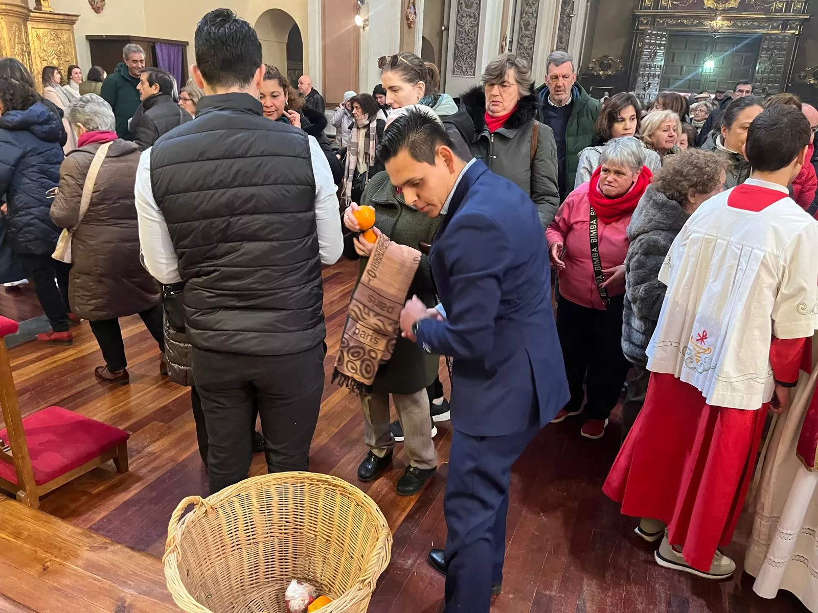 Misa de la festividad de San Vicente en Huesca. Foto Myriam Martínez