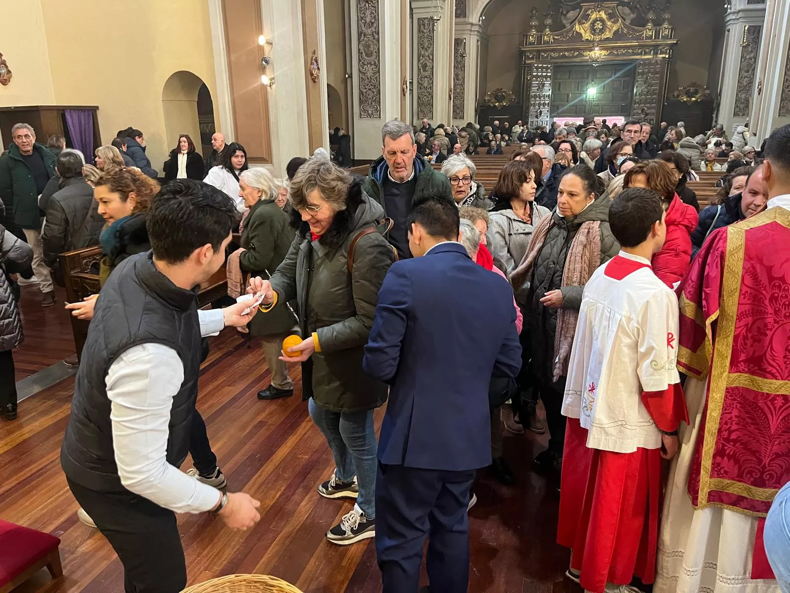 Misa de la festividad de San Vicente en Huesca. Foto Myriam Martínez