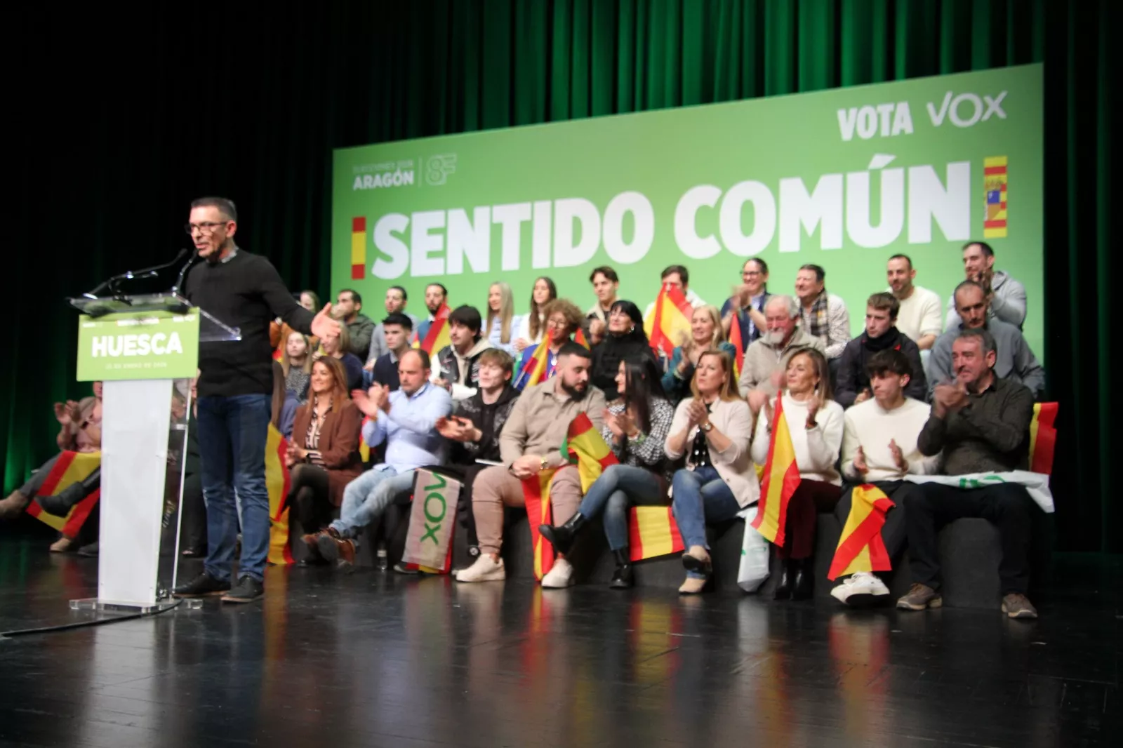 Mitin de Santiago Abascal en Huesca. Foto Carlos Neofato