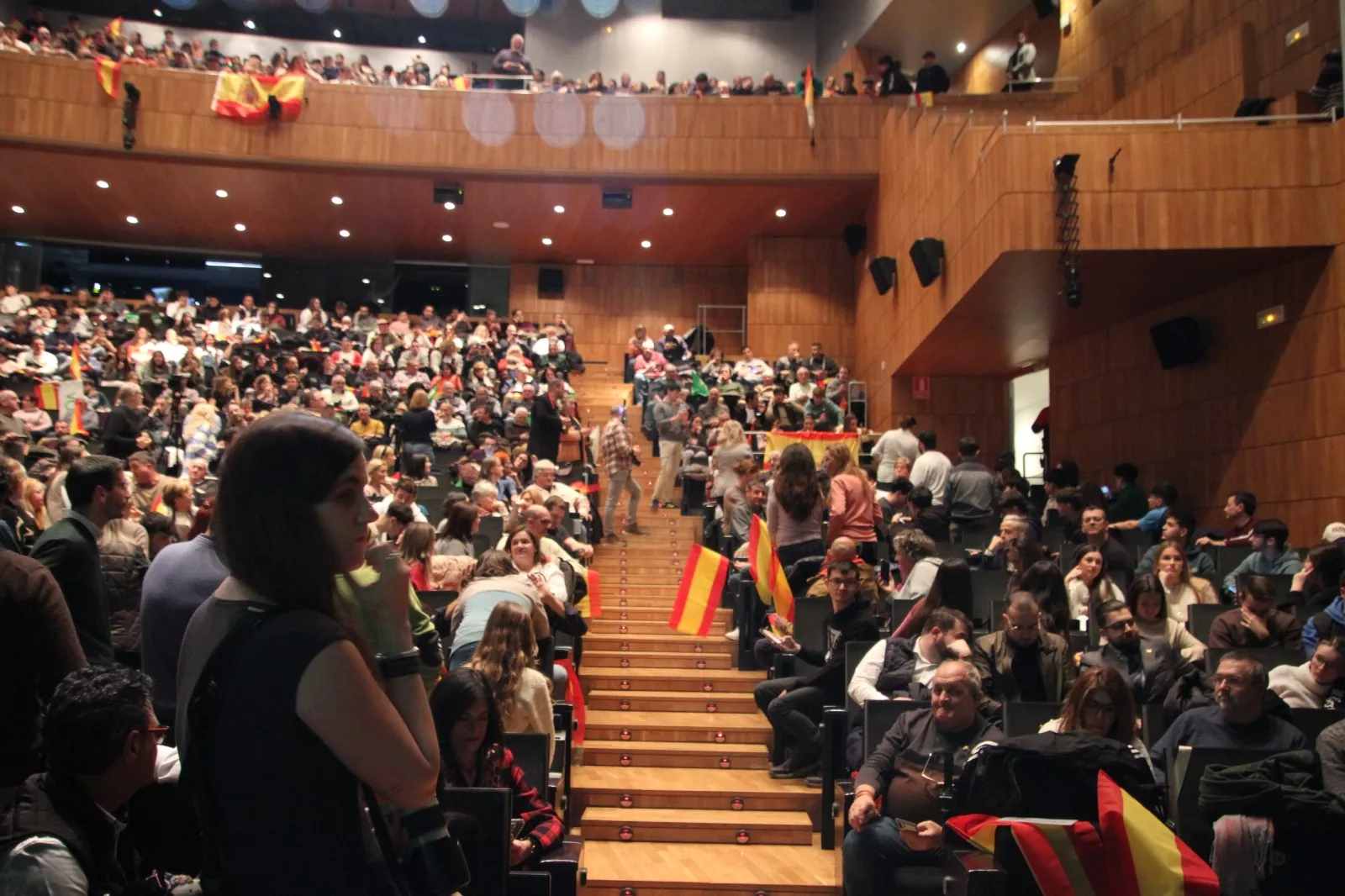Mitin de Santiago Abascal en Huesca. Foto Carlos Neofato