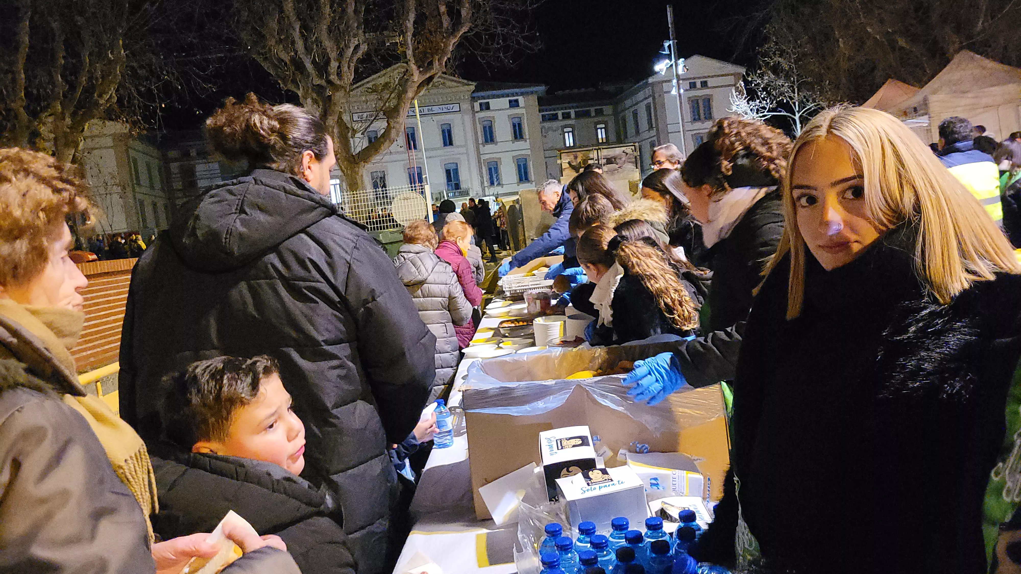 Celebración de la hoguera de San Vicente en Huesca. Foto Mercedes Manterola