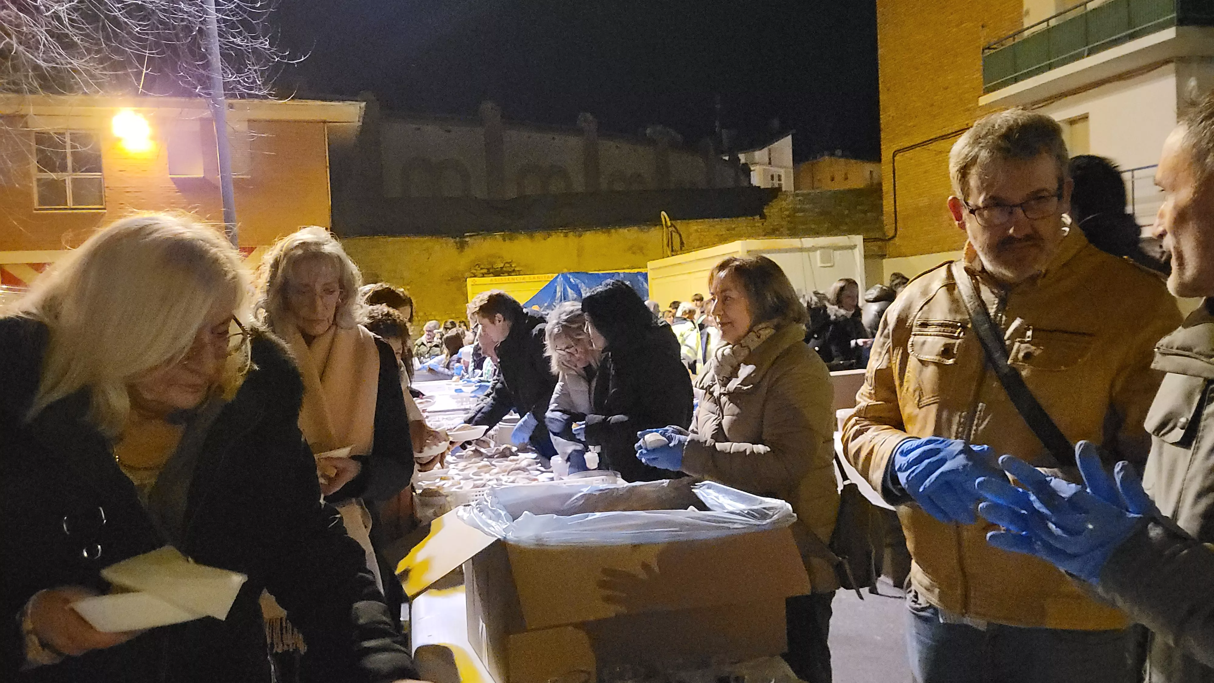 Celebración de la hoguera de San Vicente en Huesca. Foto Mercedes Manterola