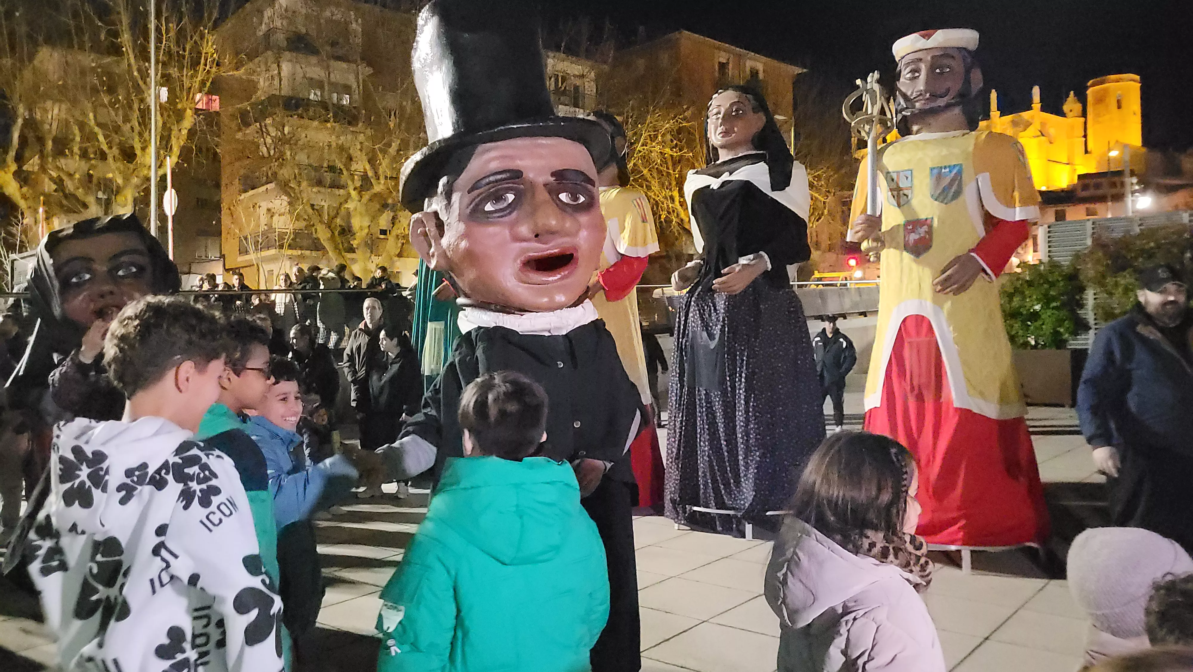 Celebración de la hoguera de San Vicente en Huesca. Foto Mercedes Manterola