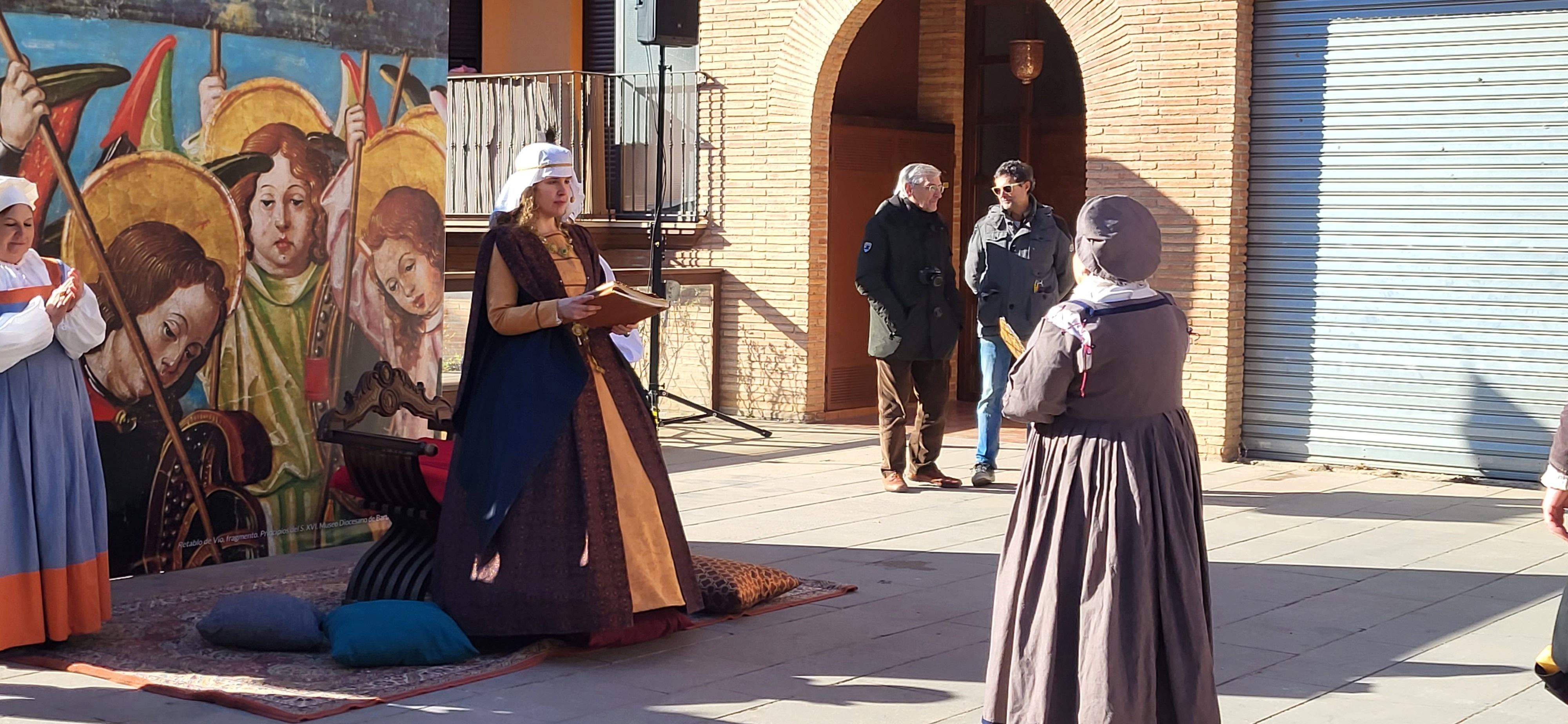 Lectura del bando y recreación histórica de Germana de Foix. Foto Myriam Martínez