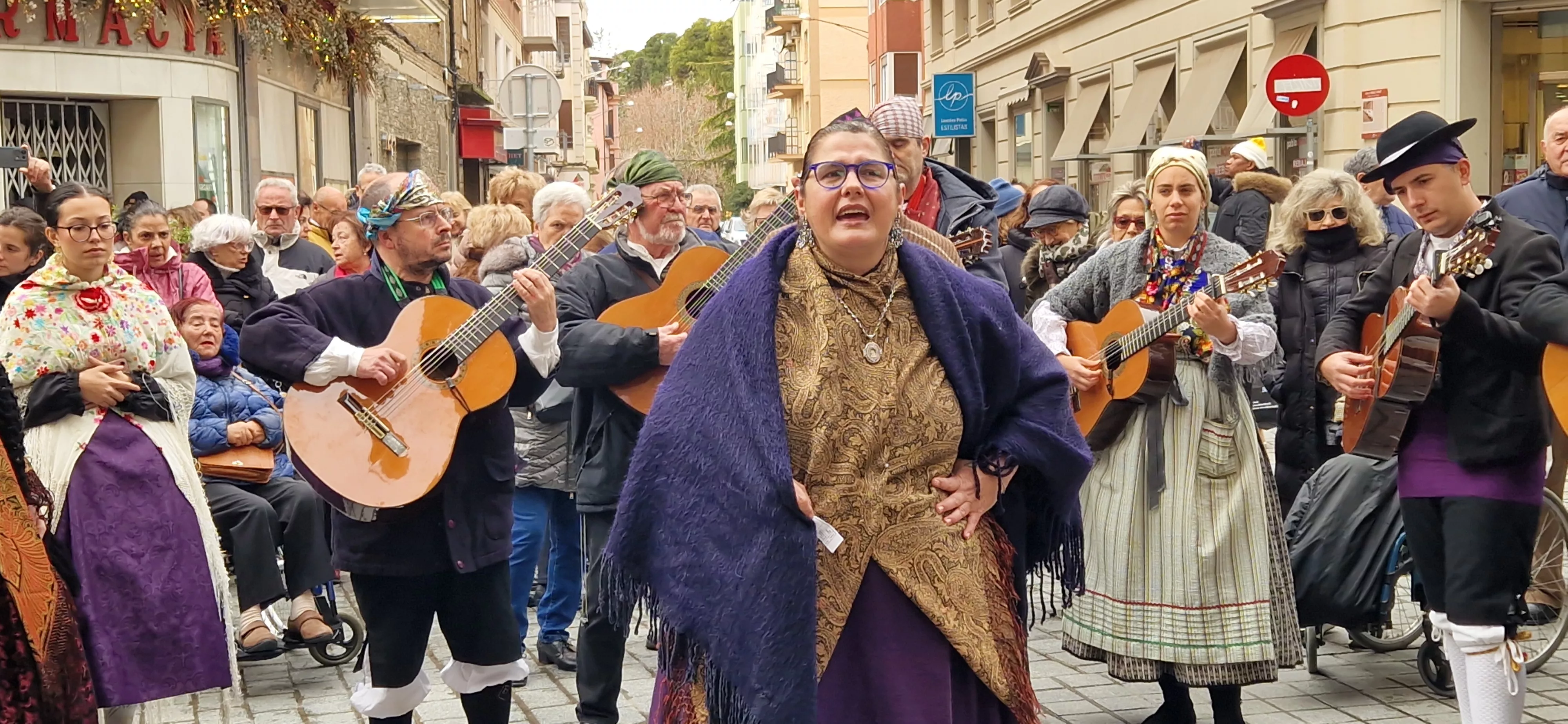Jotas por San Vicente con Estirpe de Aragonia y Roldán del Alto Aragón. Foto Myriam Martínez