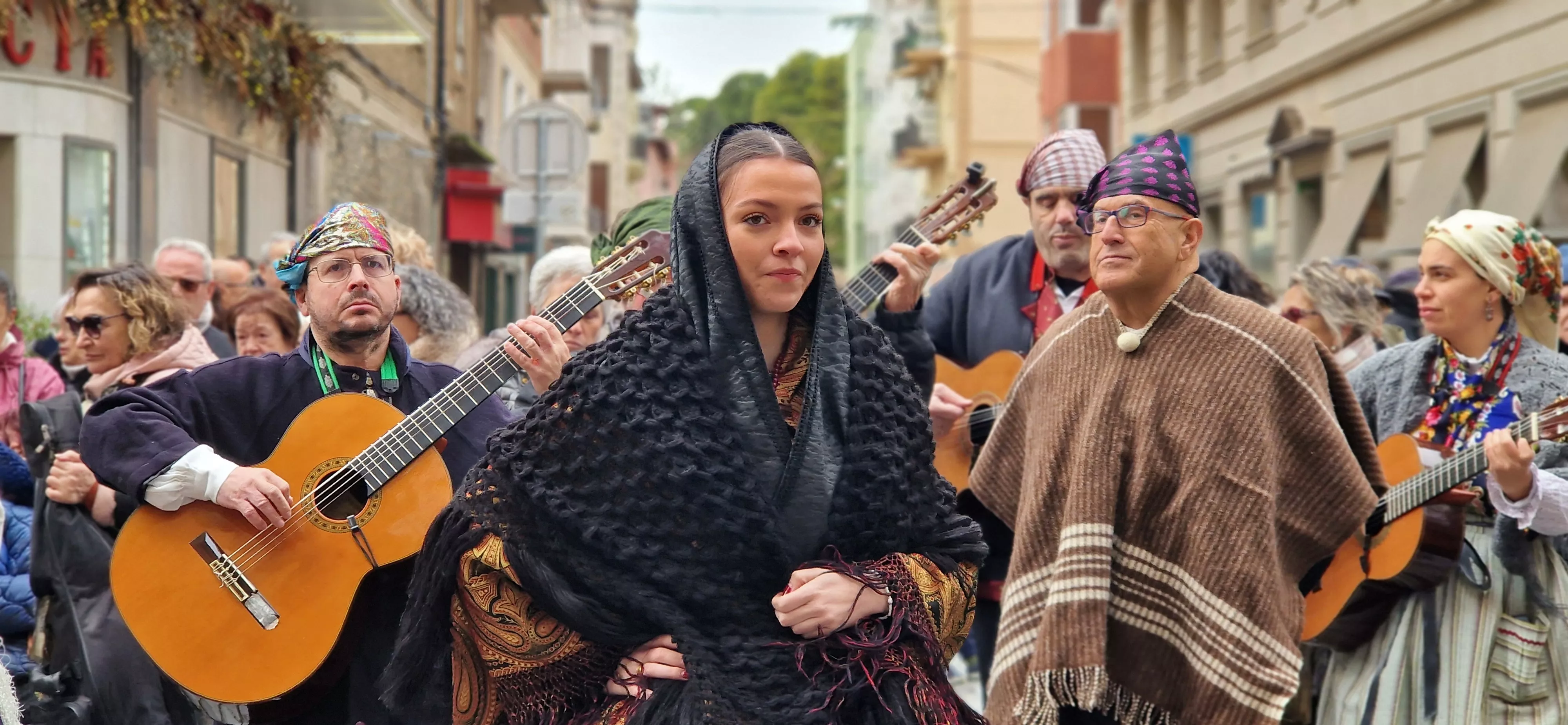 Jotas por San Vicente con Estirpe de Aragonia y Roldán del Alto Aragón. Foto Myriam Martínez