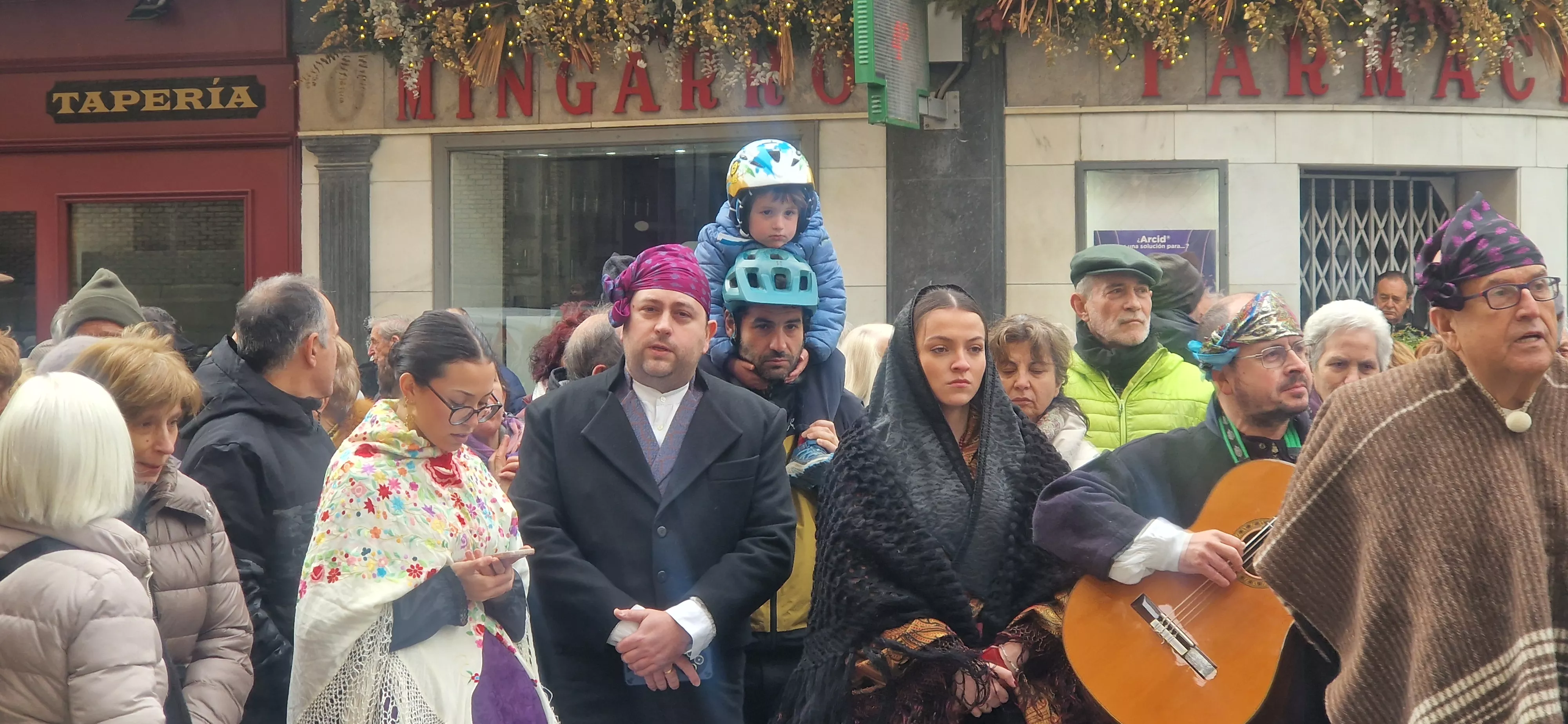 Jotas por San Vicente con Estirpe de Aragonia y Roldán del Alto Aragón. Foto Myriam Martínez