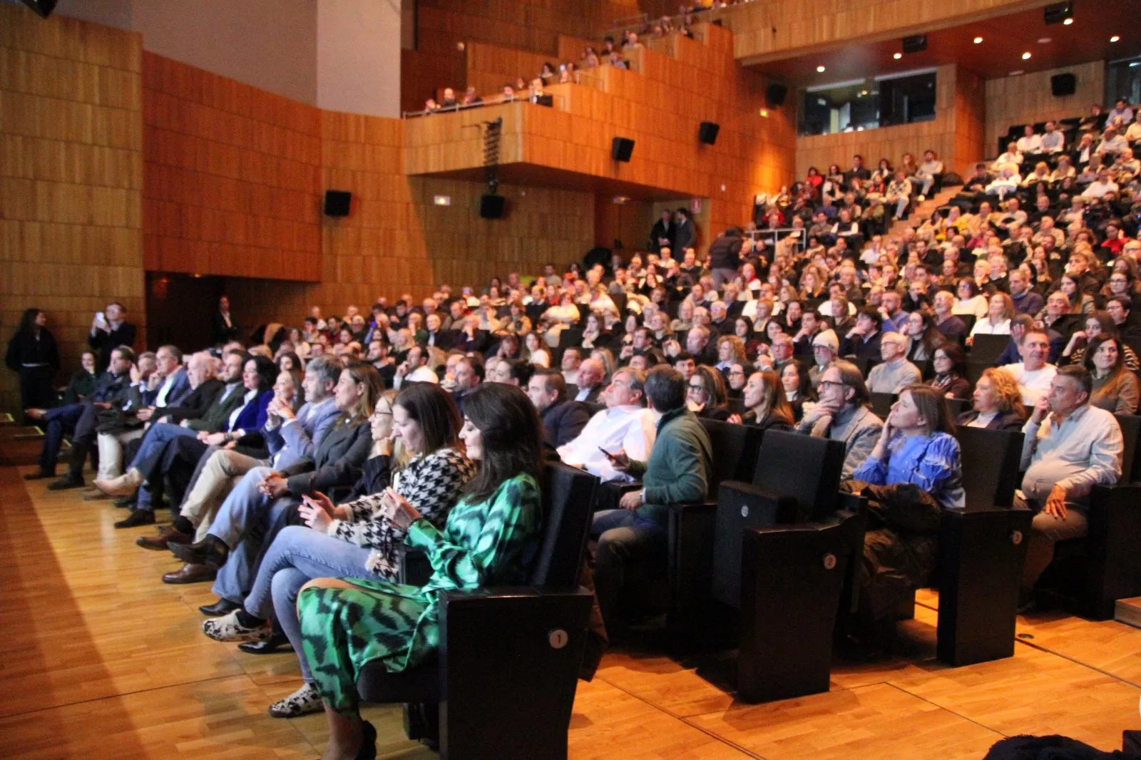 Isabel Díaz Ayuso en el Palacio de Congresos de Huesca. Foto Carlos Neofato