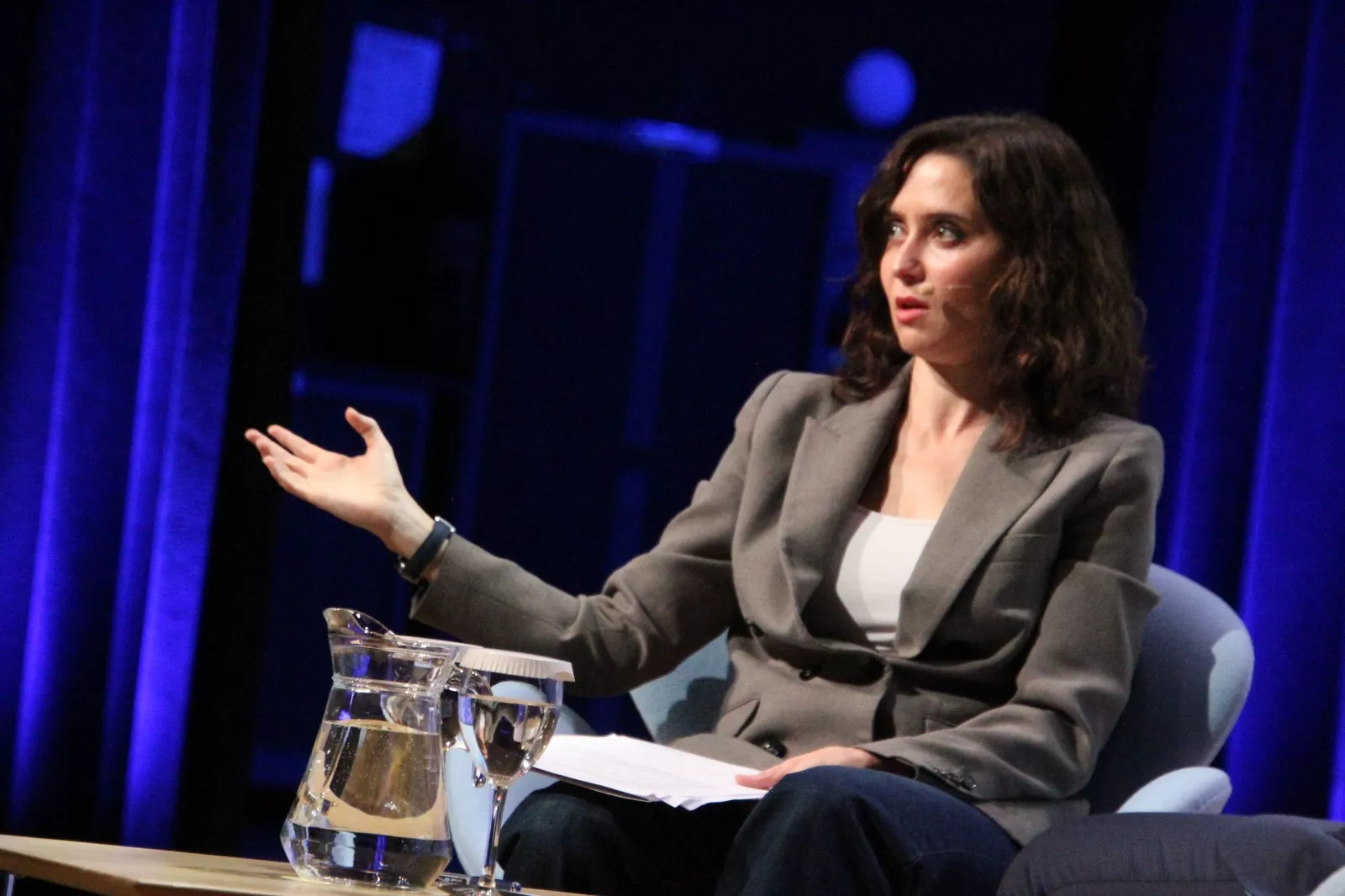 Isabel Díaz Ayuso en el Palacio de Congresos de Huesca. Foto Carlos Neofato