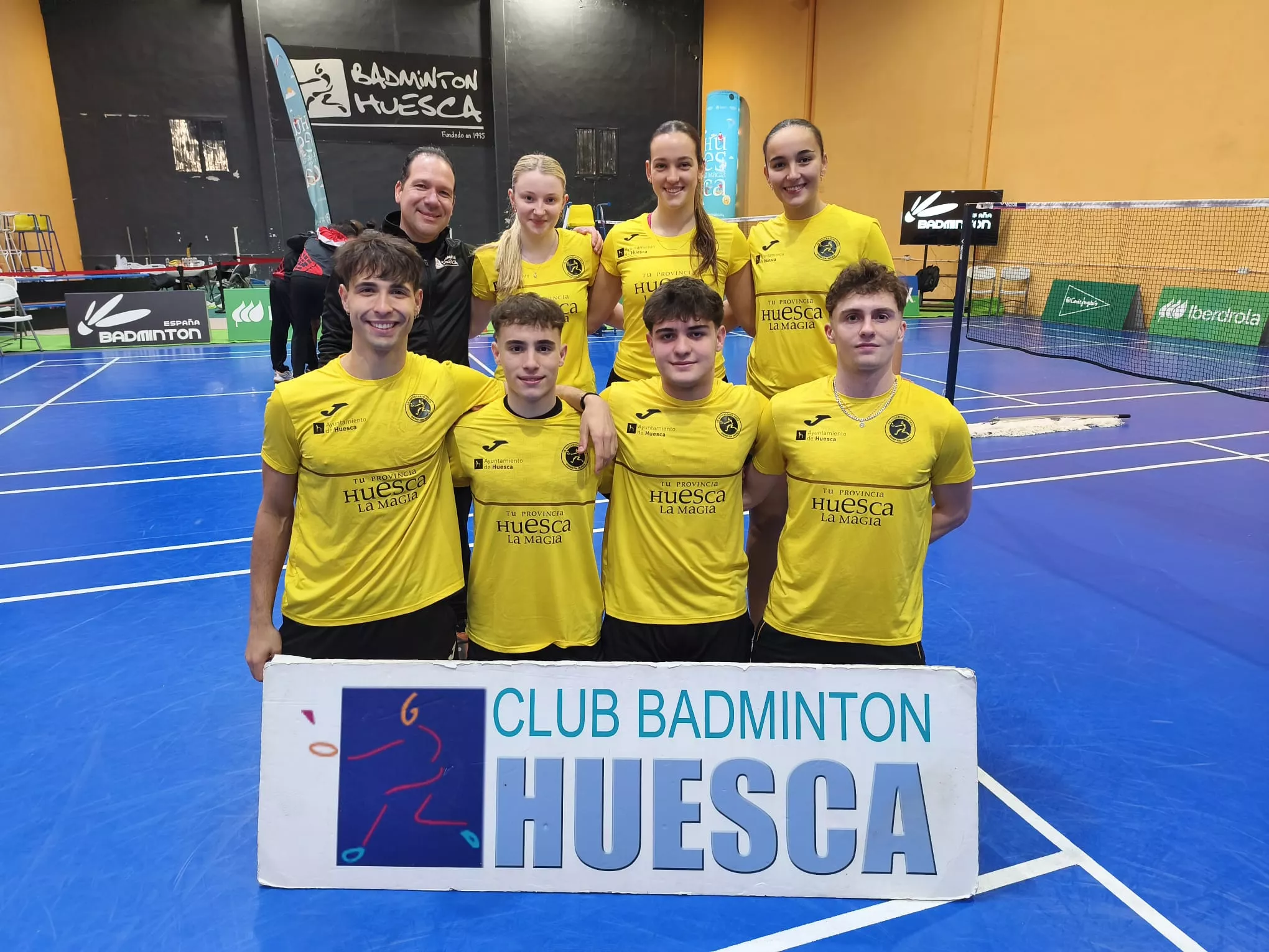 Equipo del Huesca La Magia ante el Rinconada.