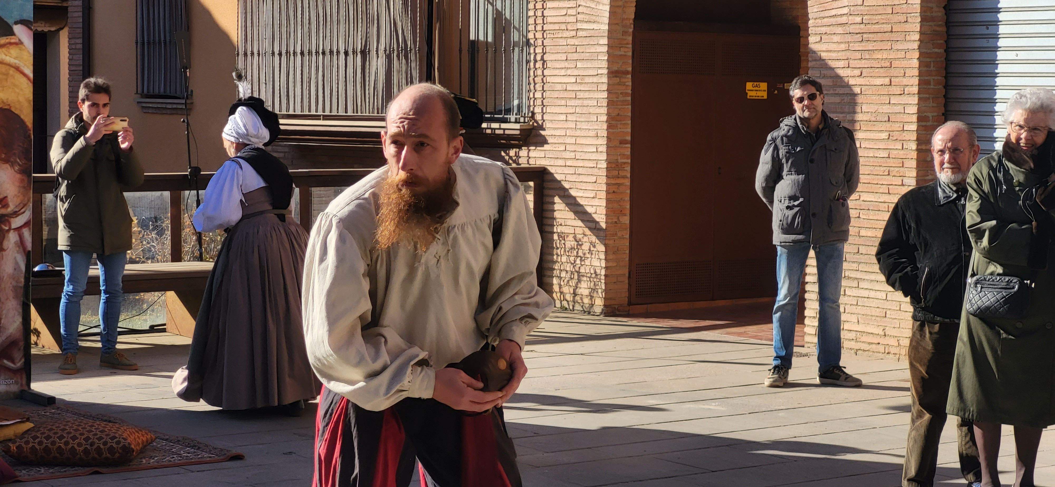 Lectura del bando y recreación histórica de Germana de Foix. Foto Myriam Martínez