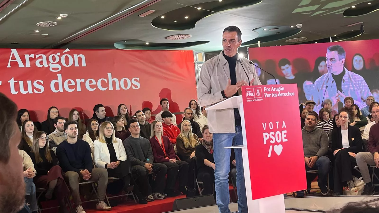 Acto electoral del PSOE con Pedro Sánchez y Pilar Alegría en Huesca. Foto Mercedes Manterola