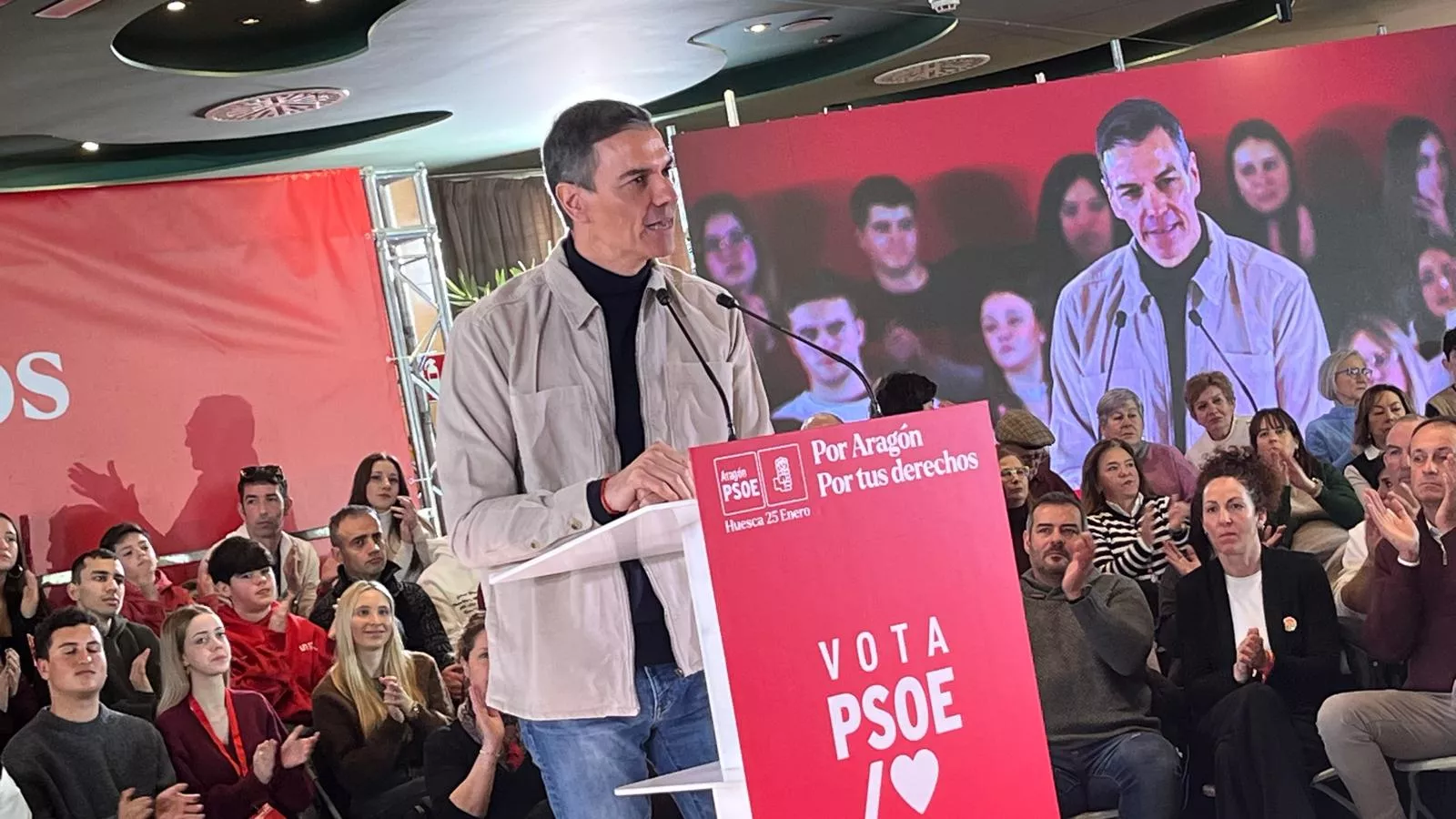 Acto electoral del PSOE con Pedro Sánchez y Pilar Alegría en Huesca. Foto Mercedes Manterola