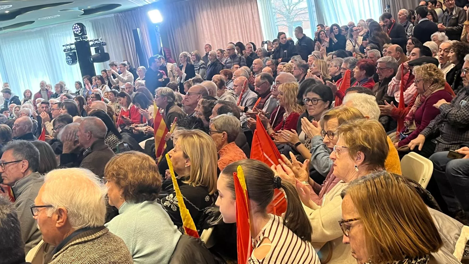 Acto electoral del PSOE con Pedro Sánchez y Pilar Alegría en Huesca. Foto Mercedes Manterola