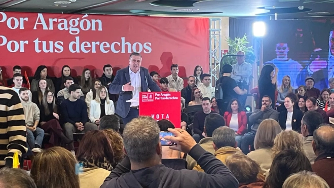 Acto electoral del PSOE con Pedro Sánchez y Pilar Alegría en Huesca. Foto Mercedes Manterola