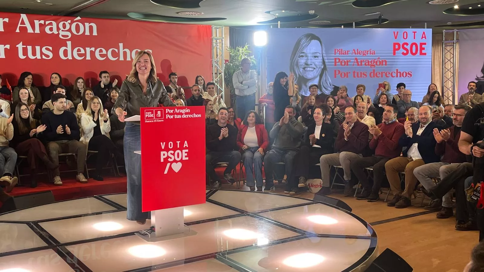 Acto electoral del PSOE con Pedro Sánchez y Pilar Alegría en Huesca. Foto Mercedes Manterola