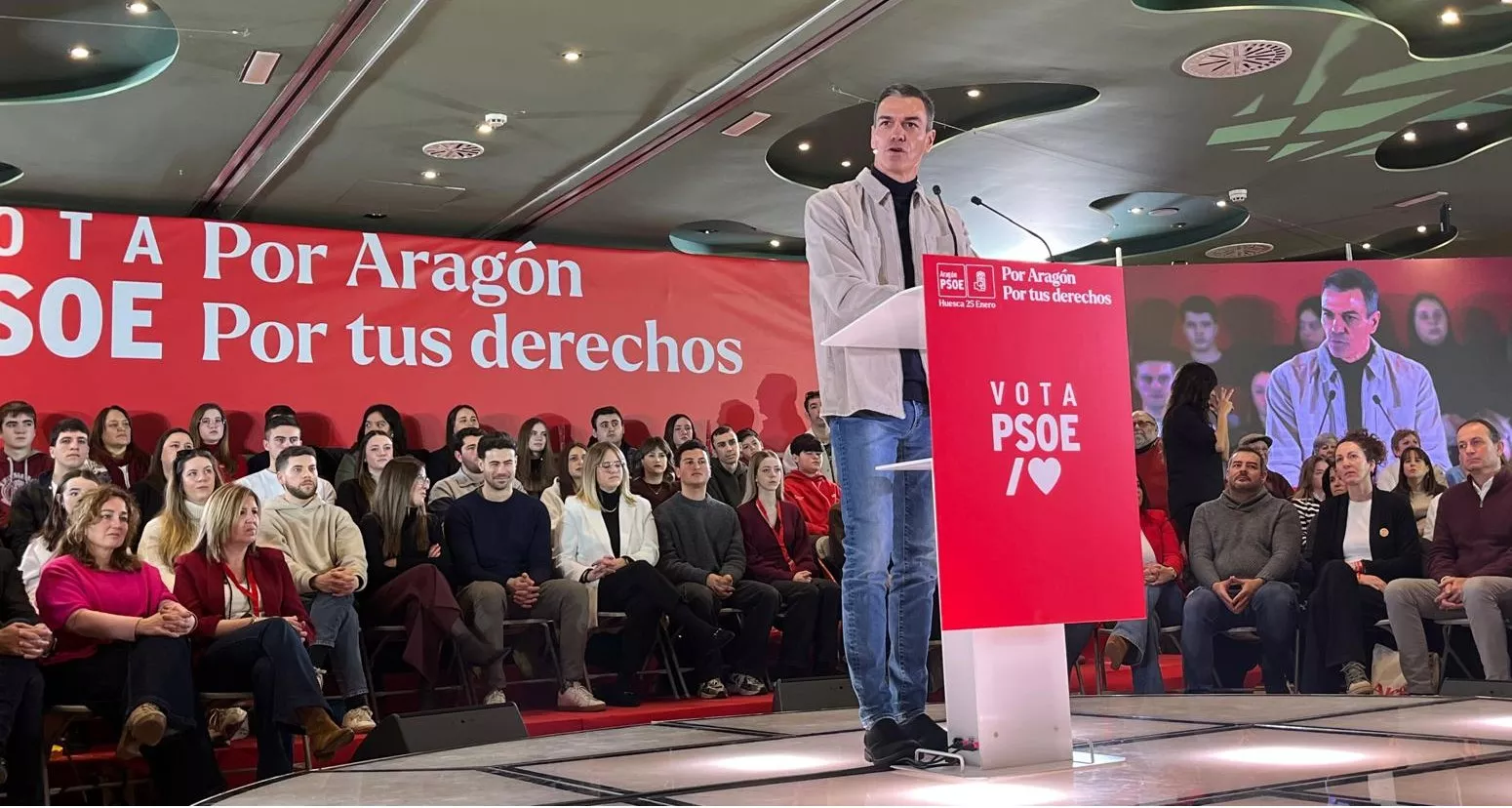 Acto electoral del PSOE con Pedro Sánchez y Pilar Alegría en Huesca. Foto Mercedes Manterola