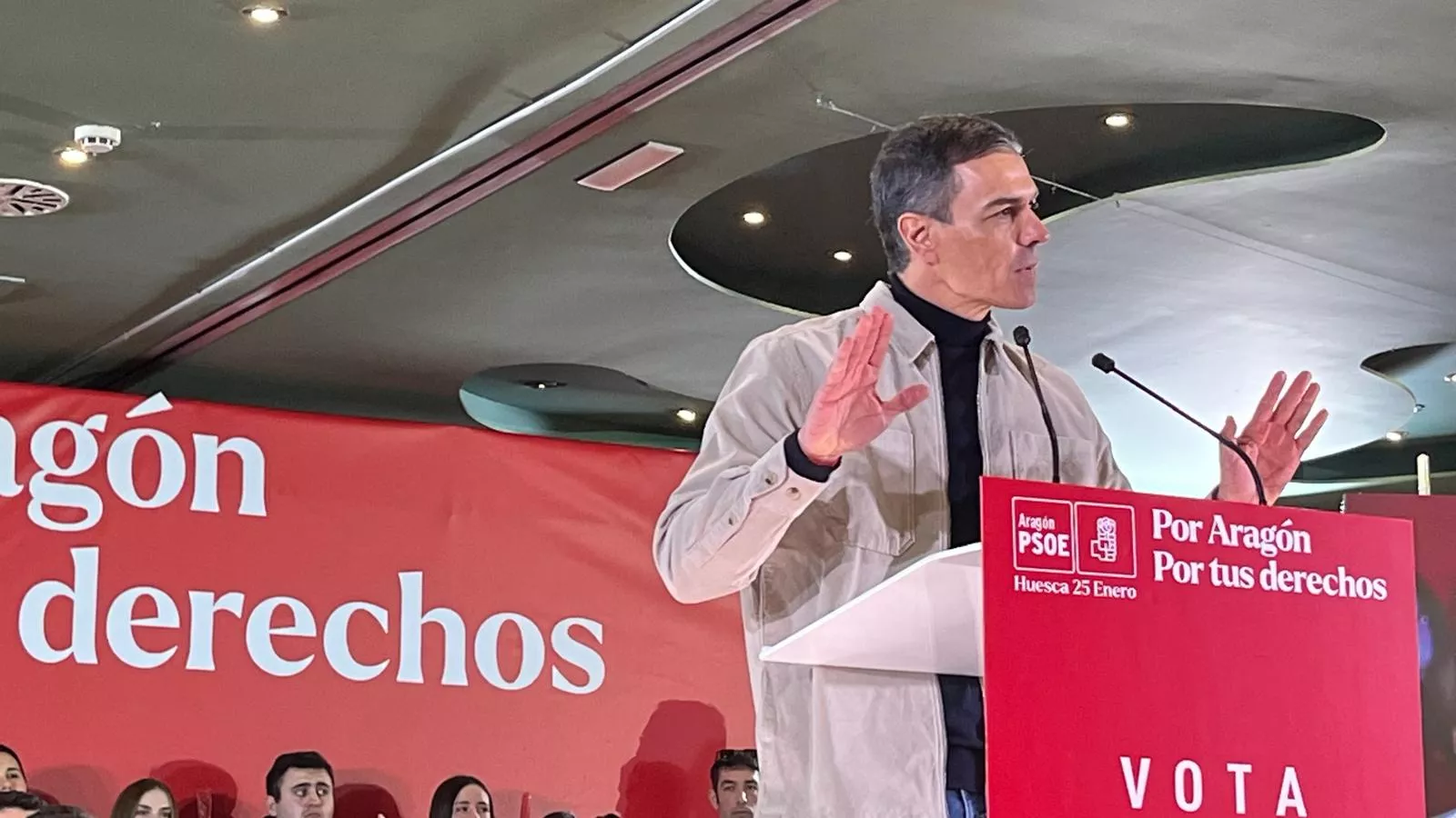 Acto electoral del PSOE con Pedro Sánchez y Pilar Alegría en Huesca. Foto Mercedes Manterola