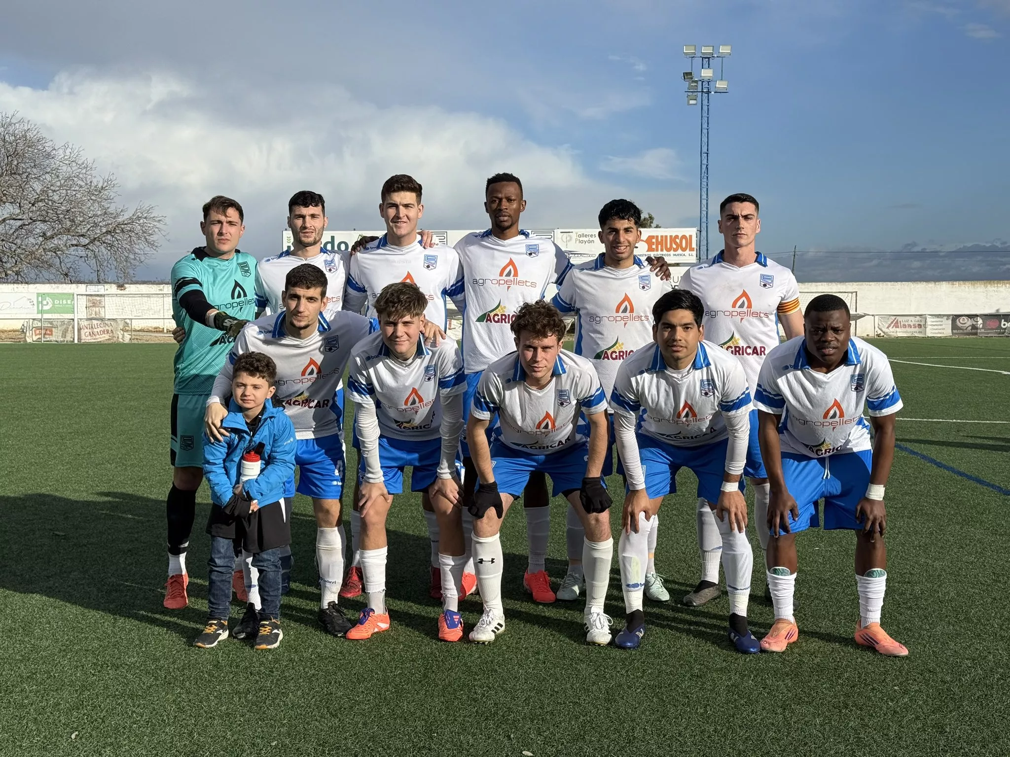 Once del Sariñena ante el Belver.