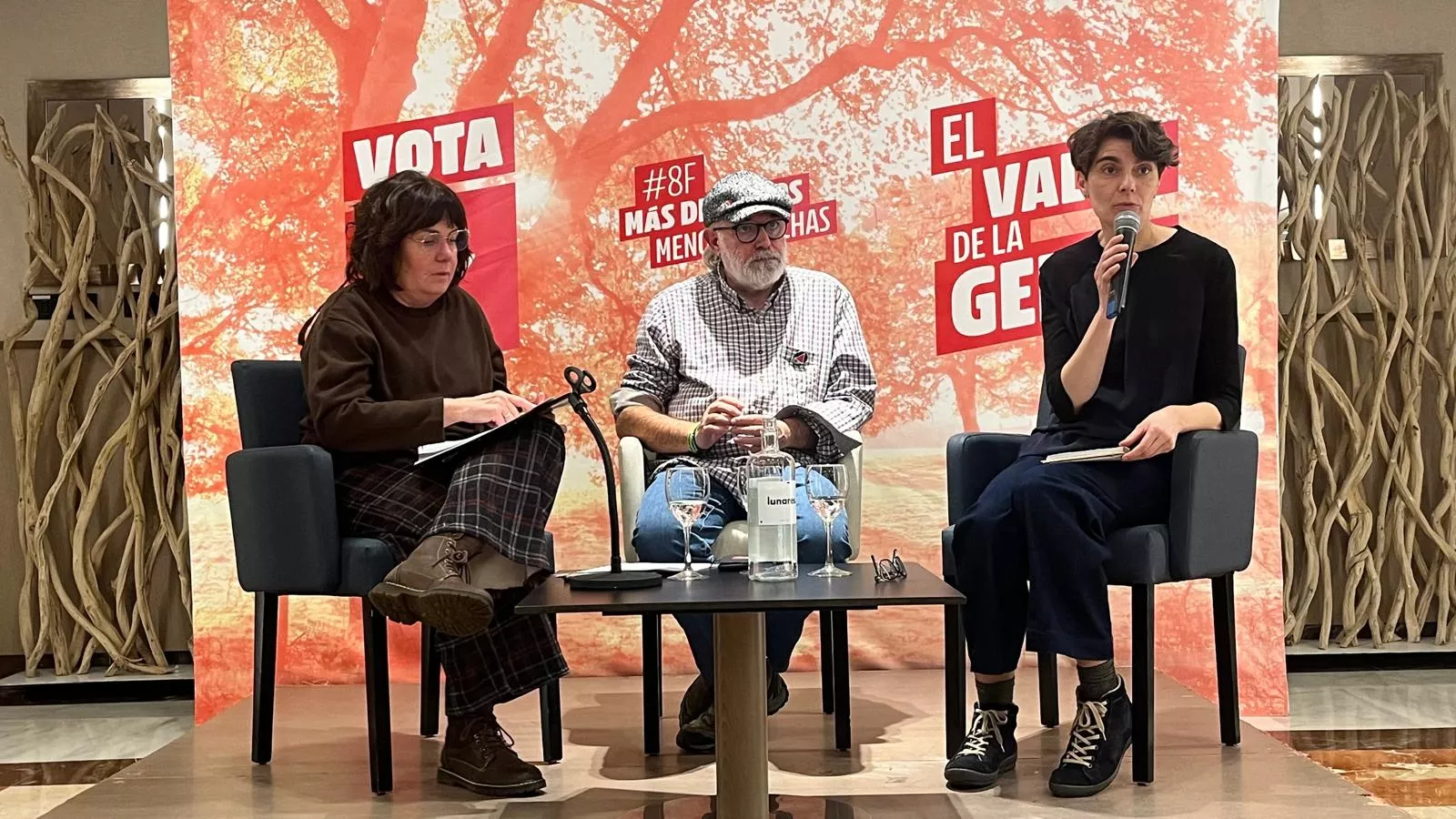 Rosa Martínez defiende en Huesca los derechos sociales como eje para fijar población.