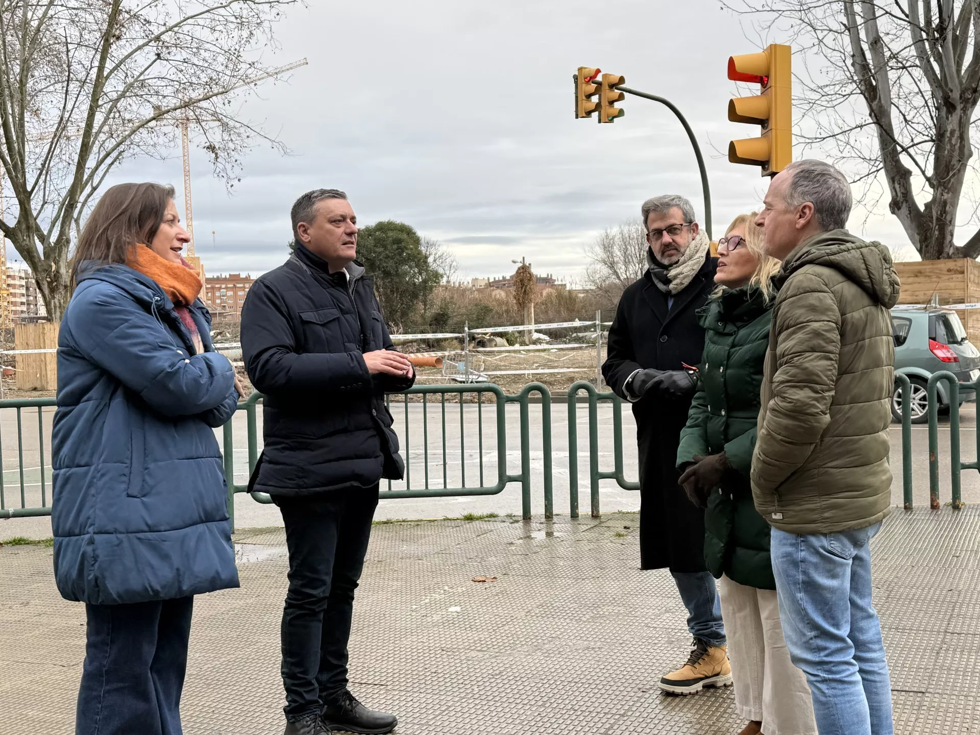 Representantes del PSOE han visitado el Polígono Harineras.