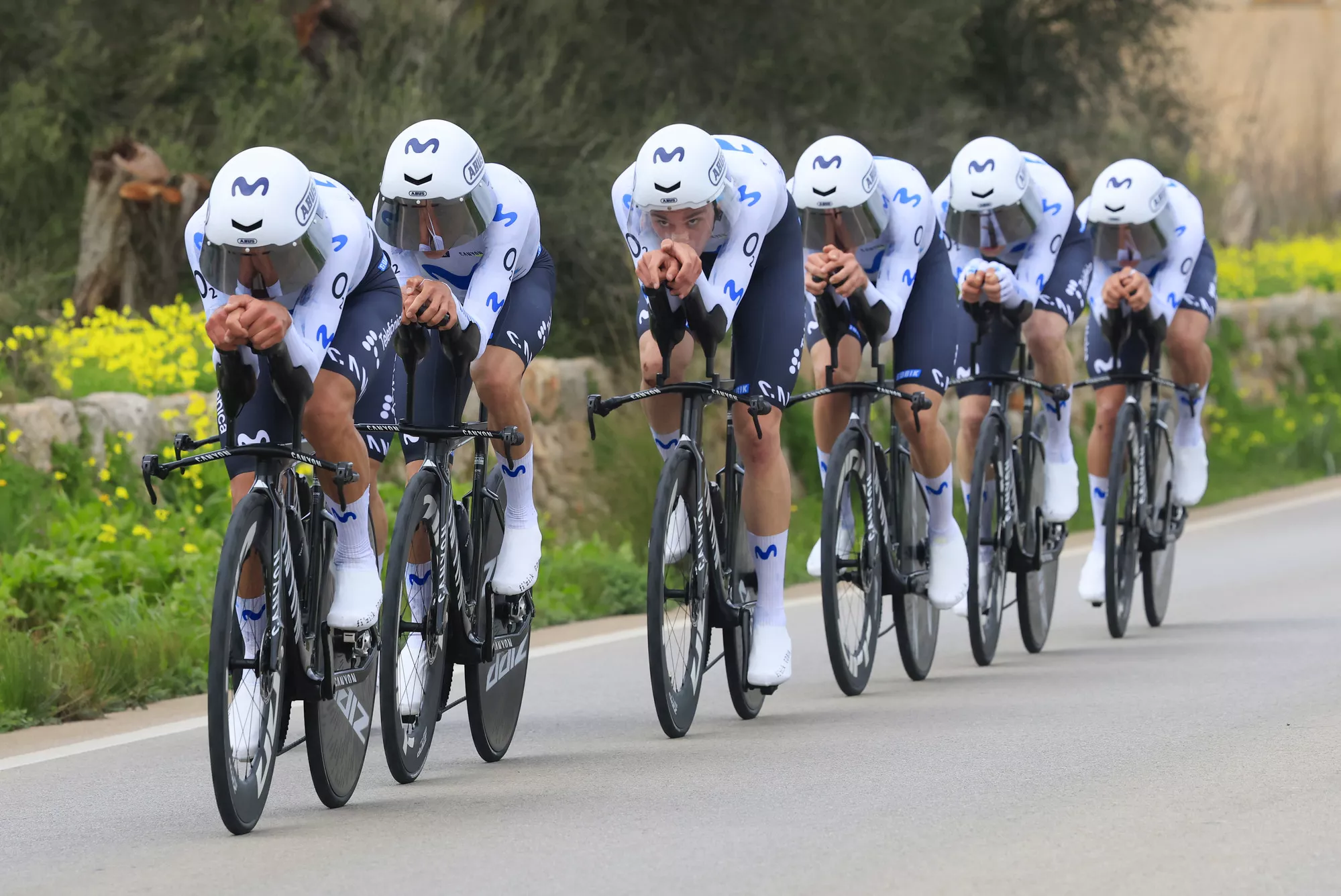 Momento de la crono de Movistar. Foto: @SprintCycling  