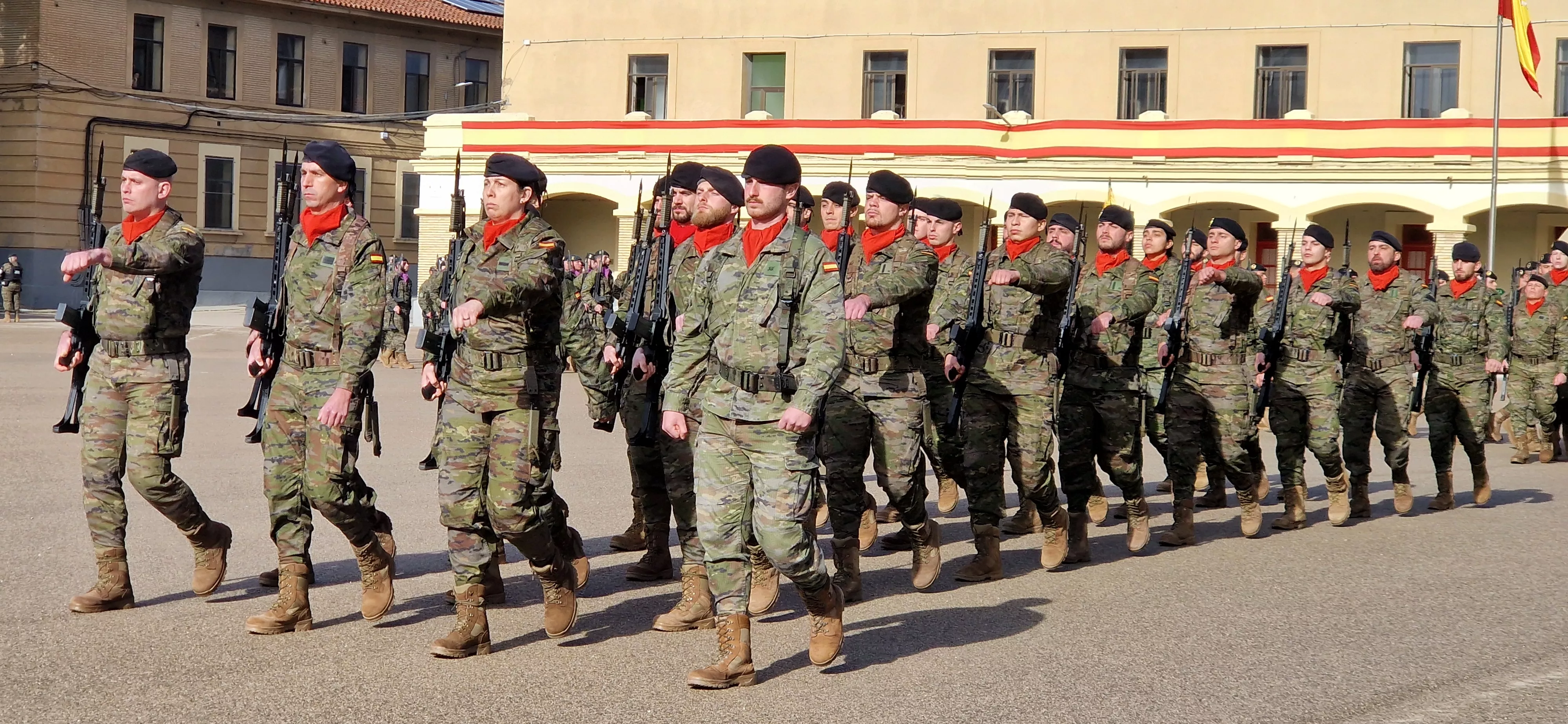 XXXIV aniversario de la La División Castillejos. Foto Myriam Martínez