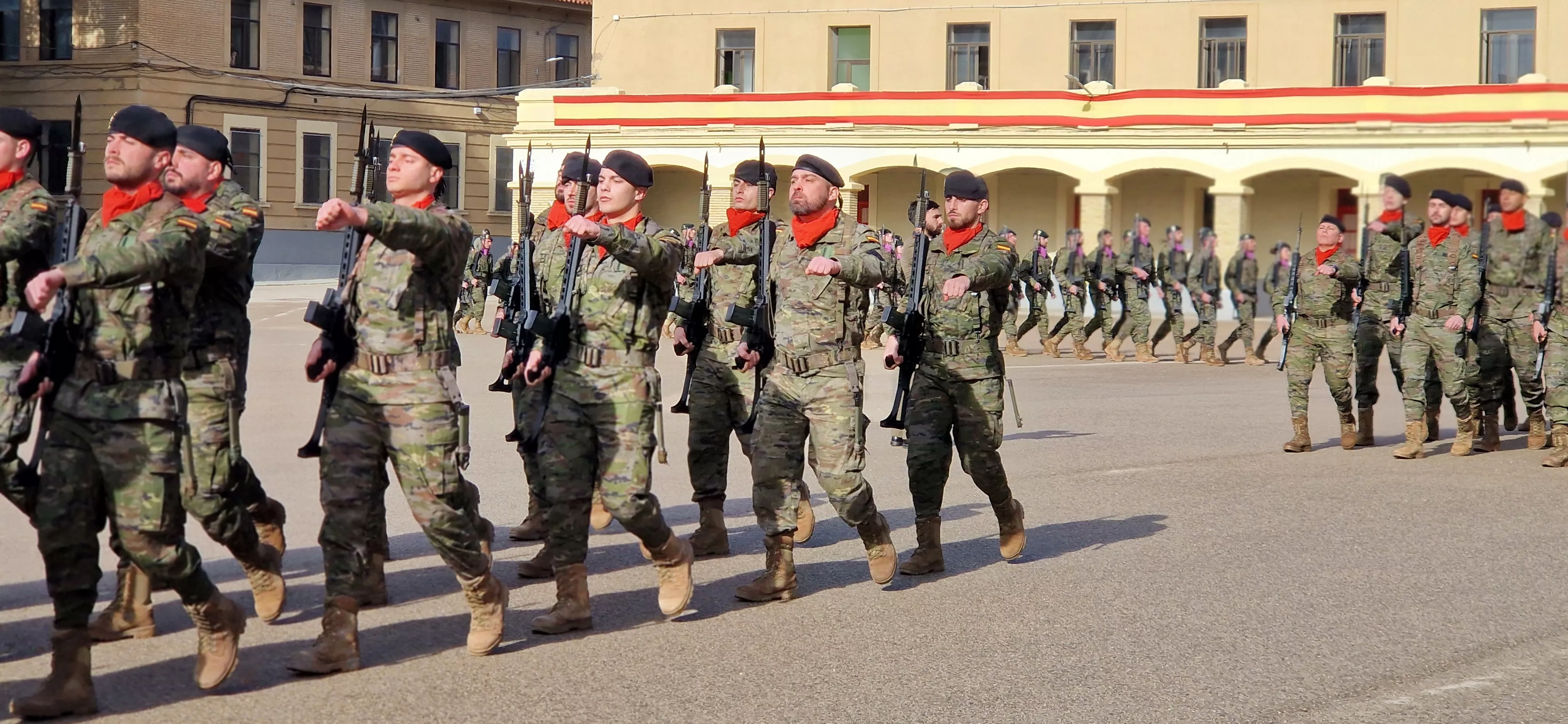 XXXIV aniversario de la La División Castillejos. Foto Myriam Martínez