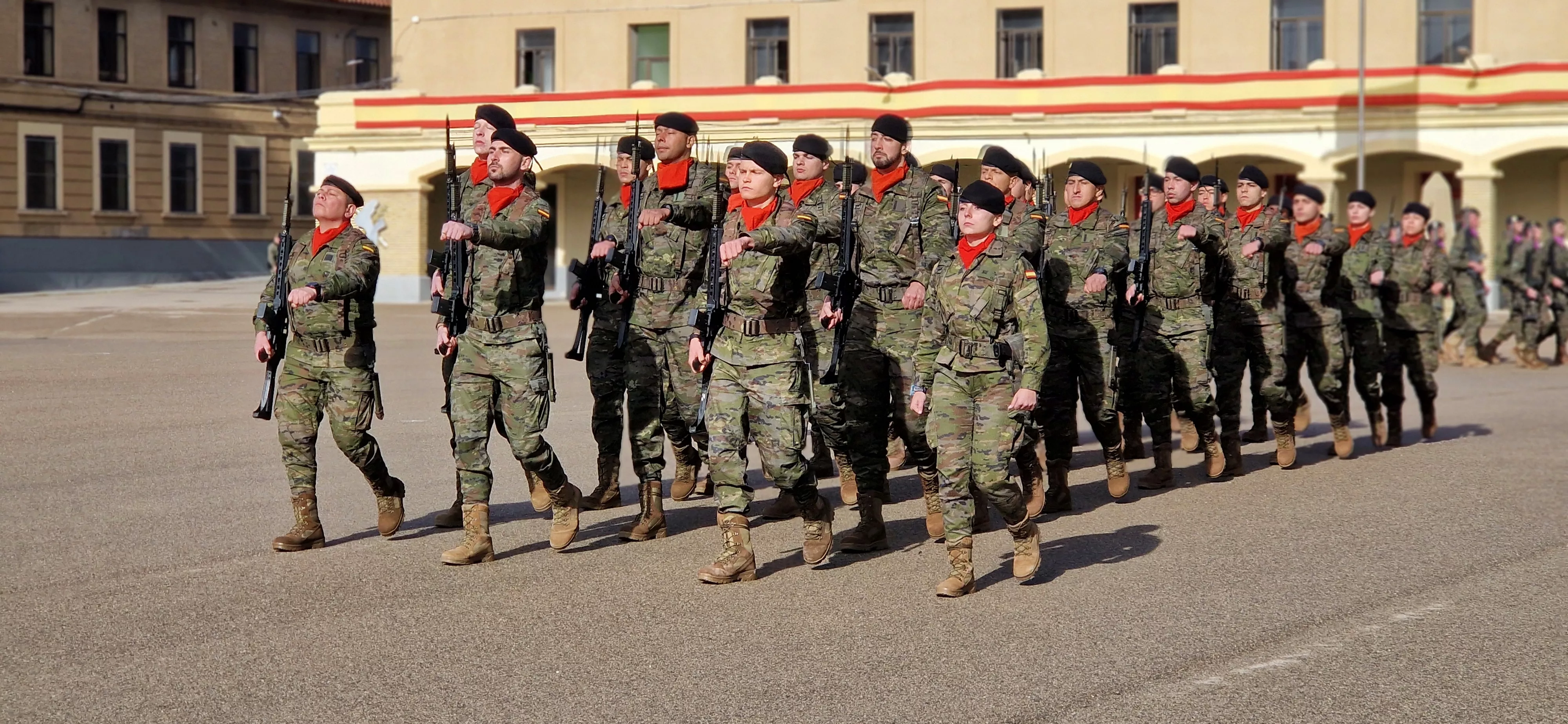 XXXIV aniversario de la La División Castillejos. Foto Myriam Martínez