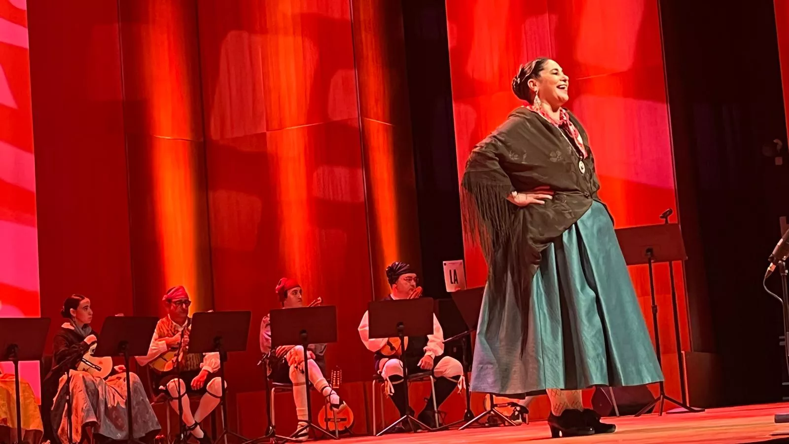 Certamen Nacional de Jota de Huesca para los más pequeños, veteranos, baile e indumentaria. Foto Mercedes Manterola