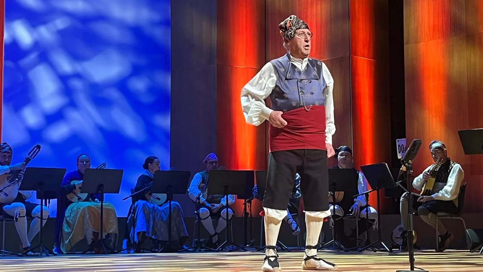 Certamen Nacional de Jota de Huesca para los más pequeños, veteranos, baile e indumentaria. Foto Mercedes Manterola