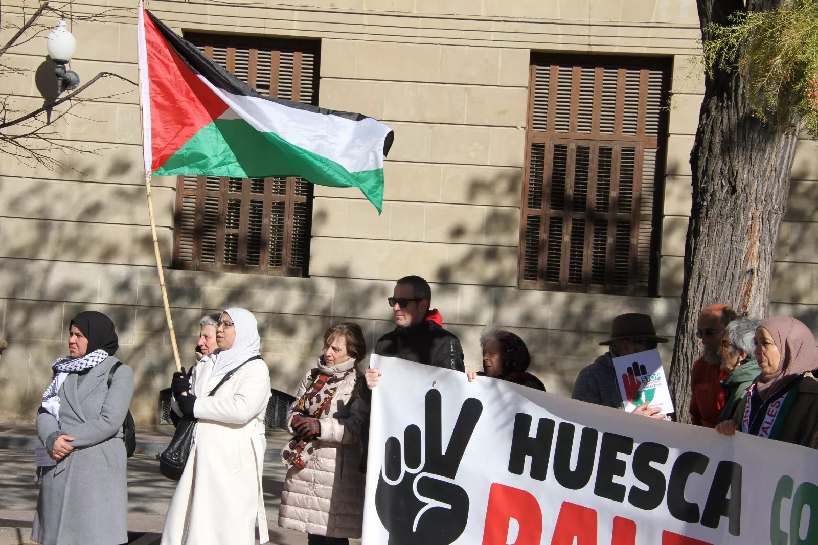Concentración en Huesca de apoyo a Palestina. Foto Carlos Neofato