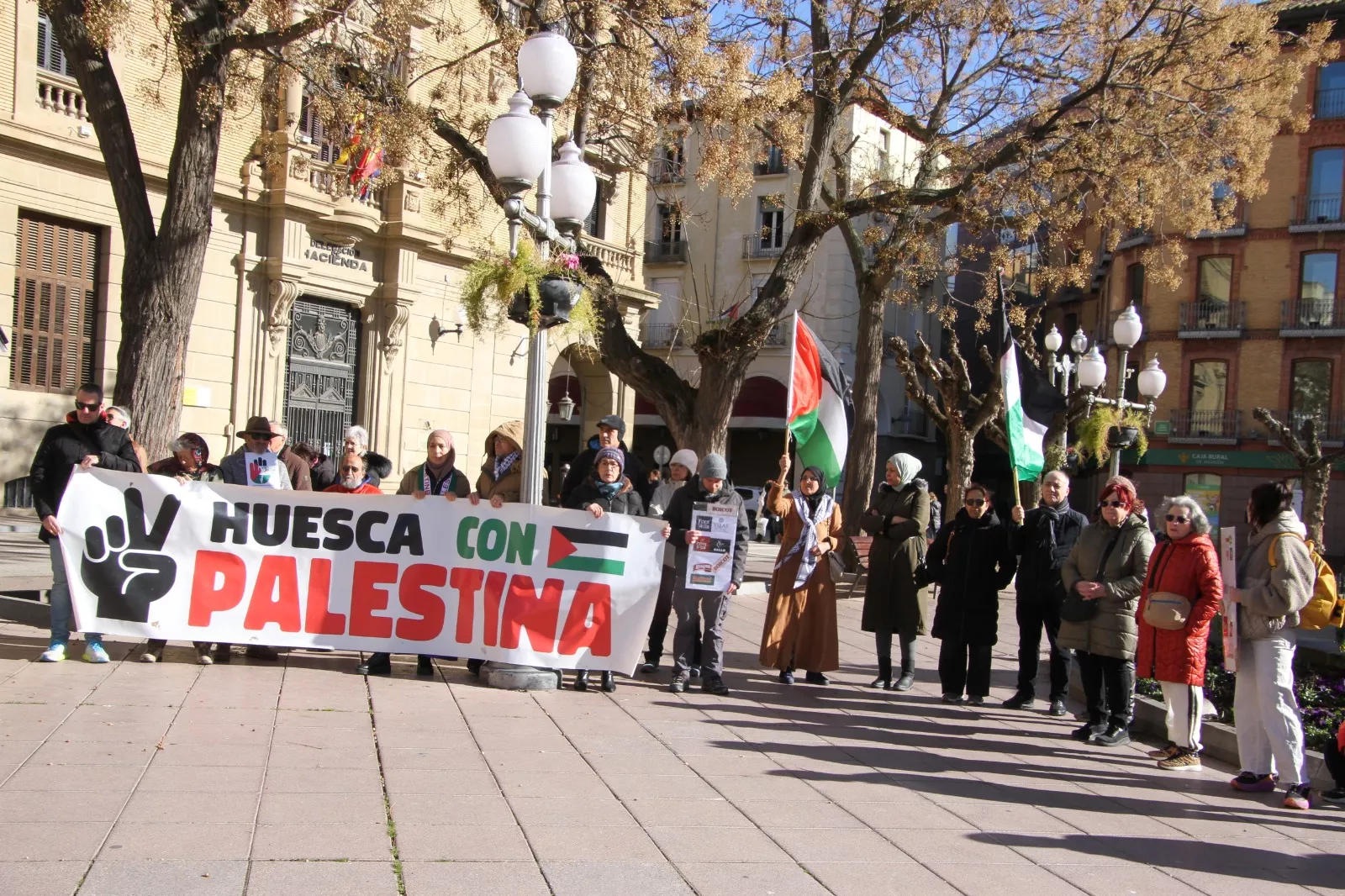 Concentración en Huesca de apoyo a Palestina. Foto Carlos Neofato
