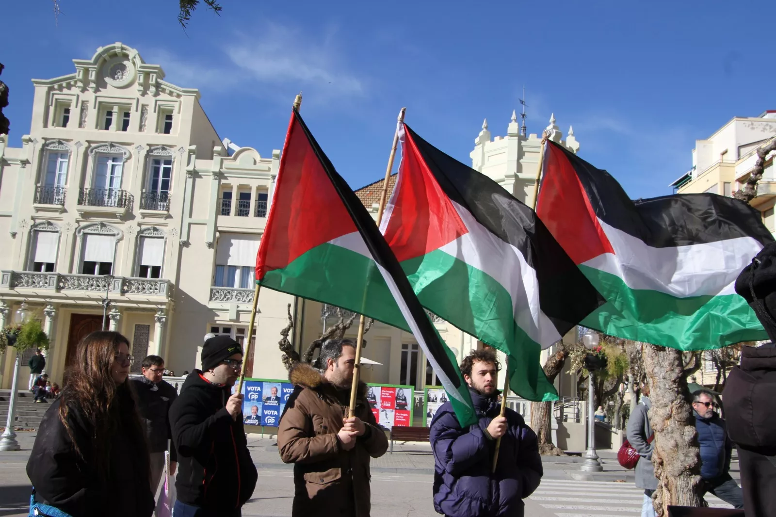 Concentración en Huesca de apoyo a Palestina. Foto Carlos Neofato