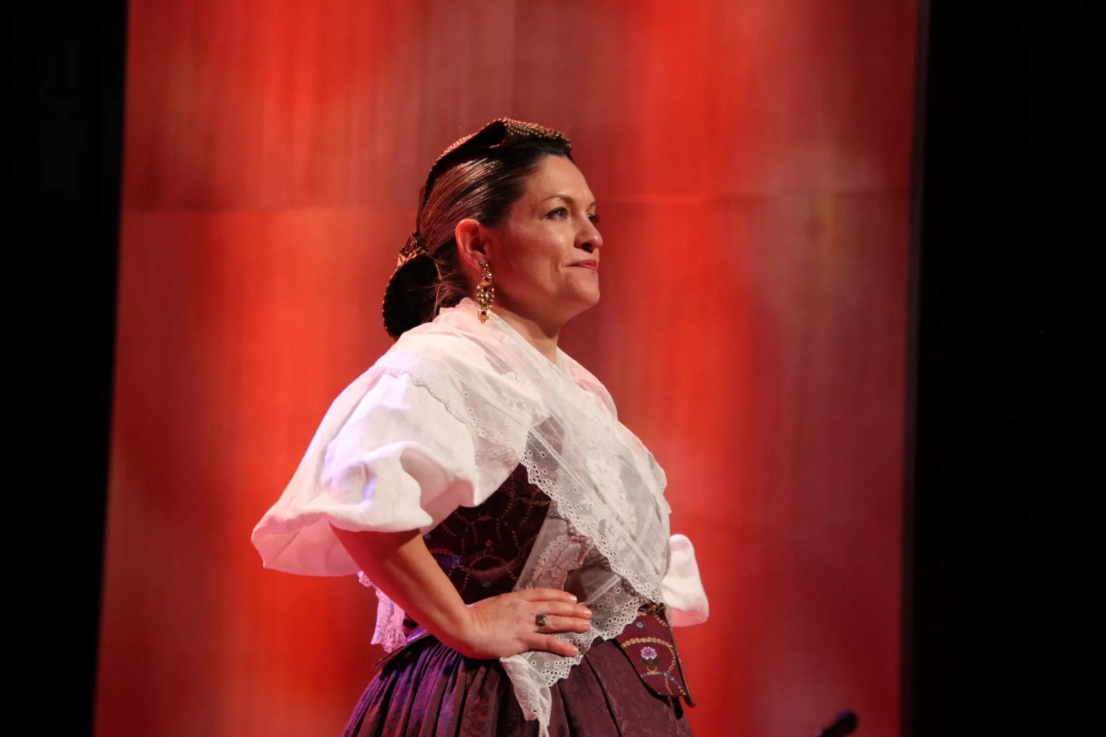 XXXIII Certamen Nacional de Jota Ciudad de Huesca en adultos, los dúos y los premios extraordinarios. Foto Carlos Neofato