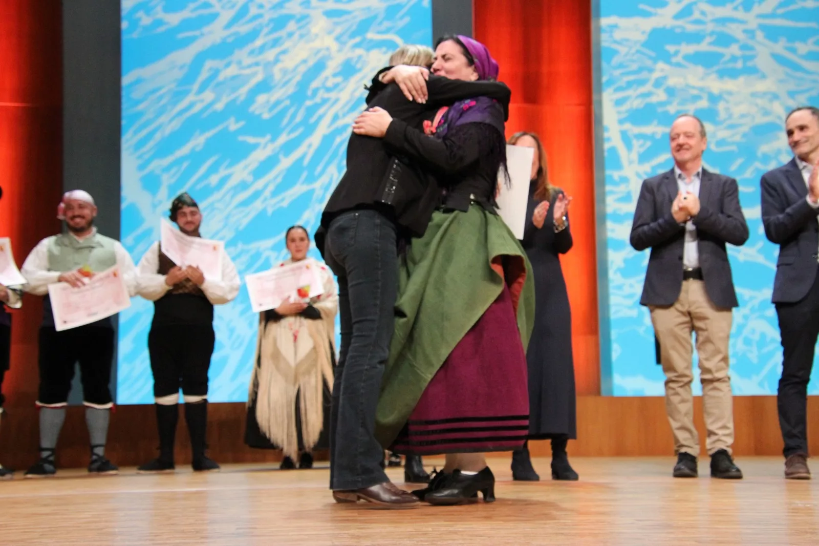 XXXIII Certamen Nacional de Jota Ciudad de Huesca en adultos, los dúos y los premios extraordinarios. Foto Carlos Neofato