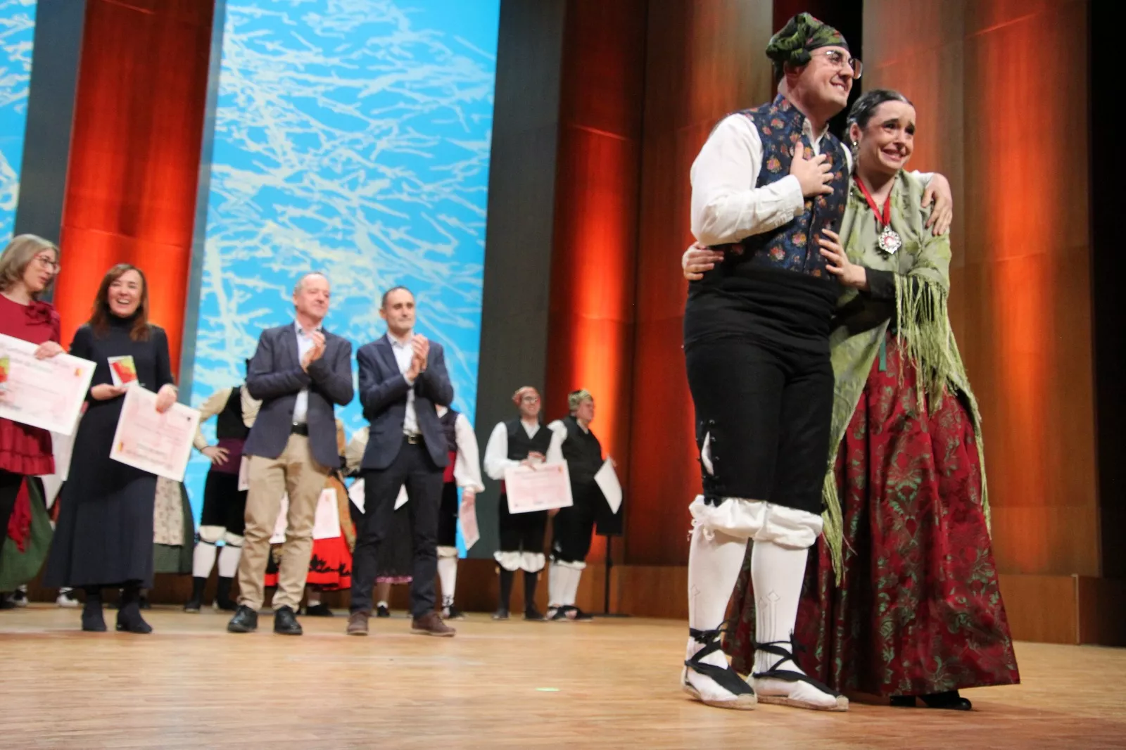XXXIII Certamen Nacional de Jota Ciudad de Huesca en adultos, los dúos y los premios extraordinarios. Foto Carlos Neofato