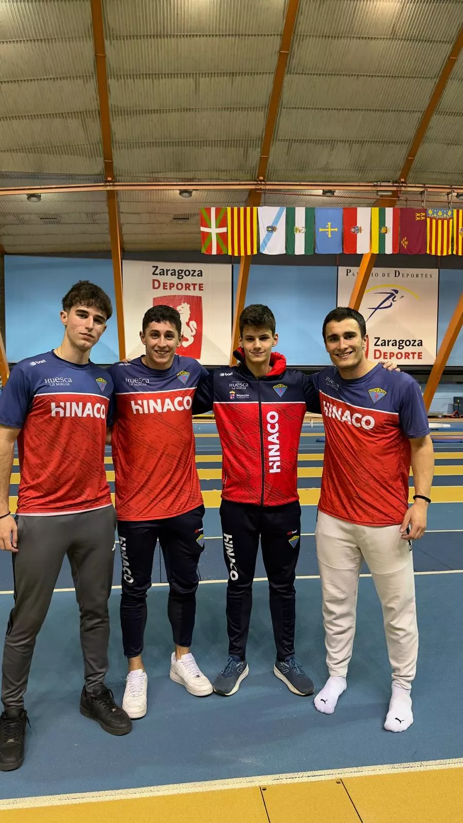 Campeonato Aragón clubes pista cubierta. Relevo masculino