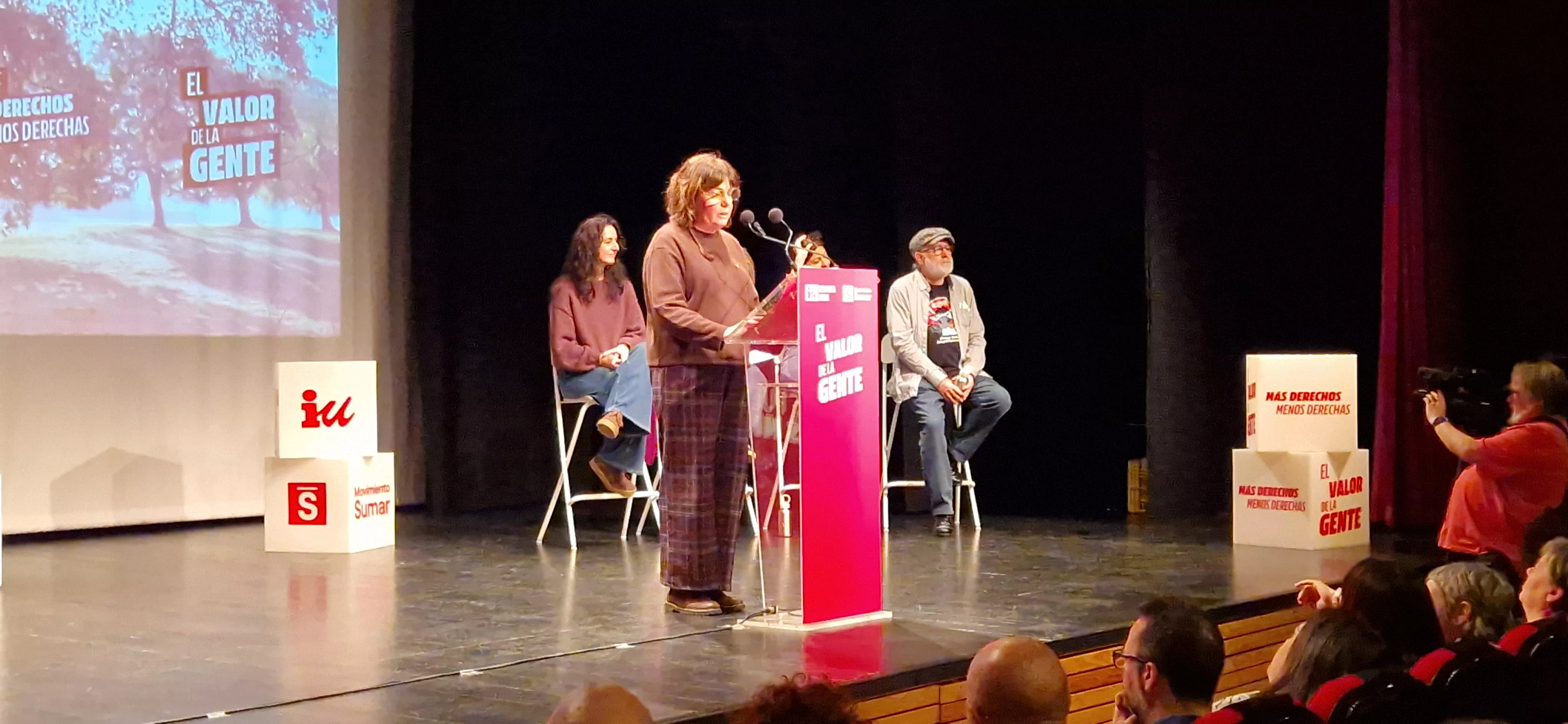 Acto central de IU-Movimiento Sumar en Huesca de las elecciones de Aragón. Foto Myriam Martínez