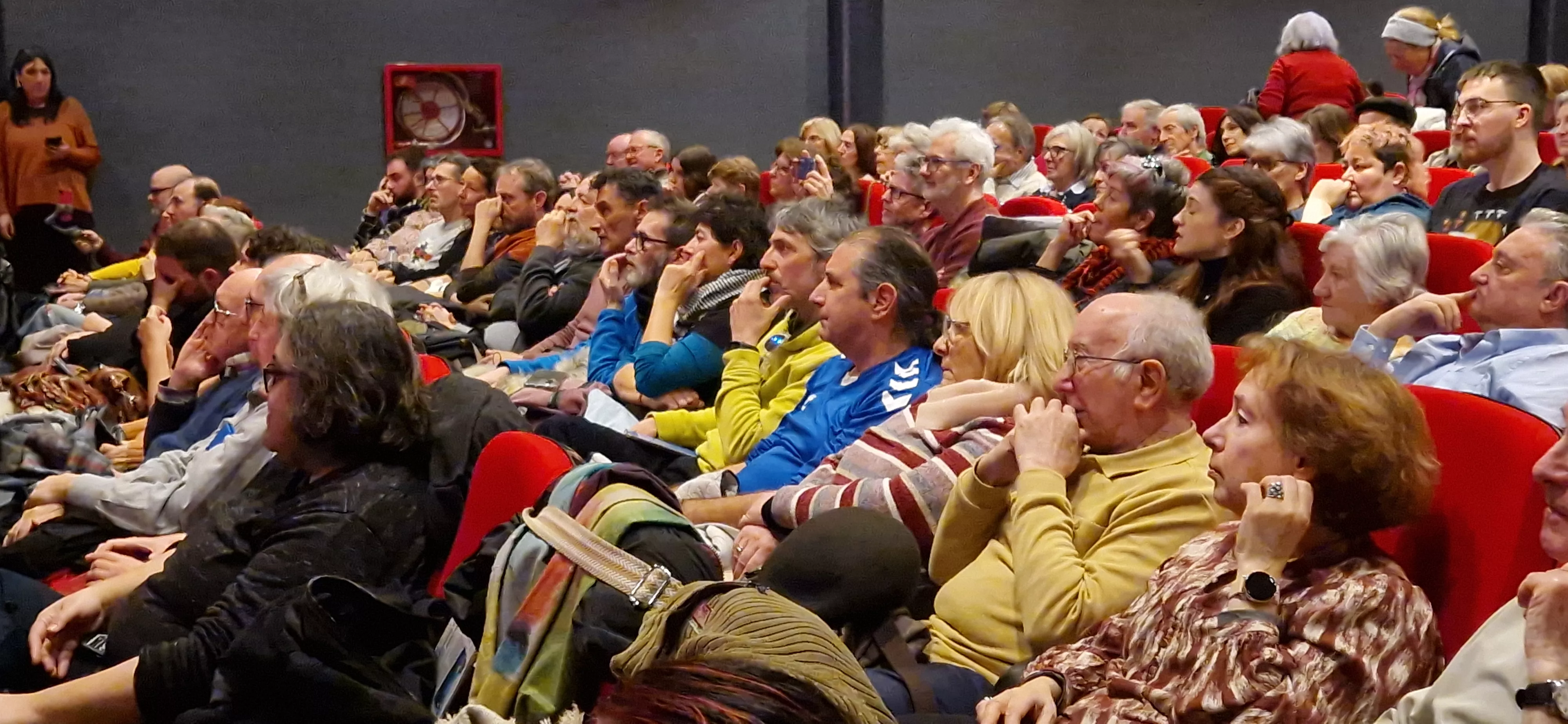 Acto central de IU-Movimiento Sumar en Huesca de las elecciones de Aragón. Foto Myriam Martínez