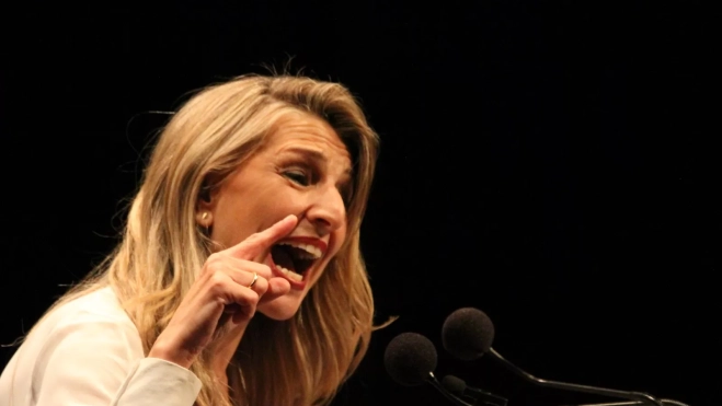 Yolanda Díaz. Acto central de IU-Movimiento Sumar en Huesca de las elecciones de Aragón. Foto Carlos Neofato Yolanda Díaz. Acto central de IU-Movimiento Sumar en Huesca de las elecciones de Aragón. Foto Carlos Neofato