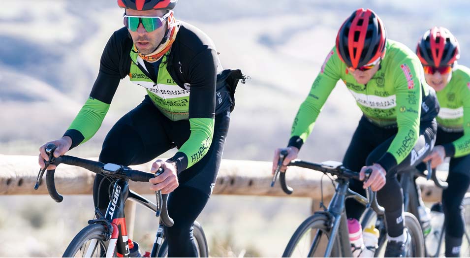 Corredores del Club Ciclista Oscense